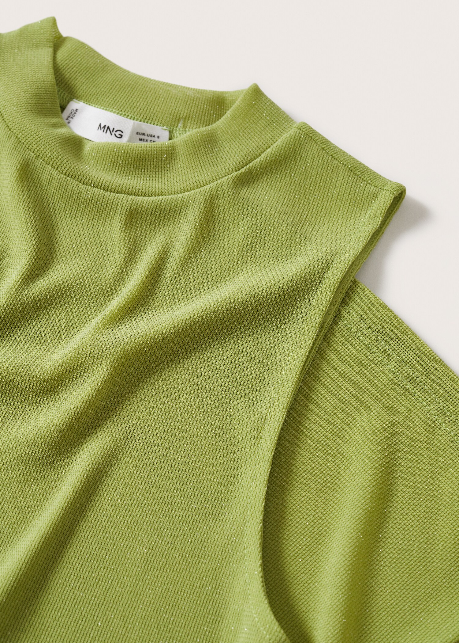 Knit semi-transparent top - Details of the article 8