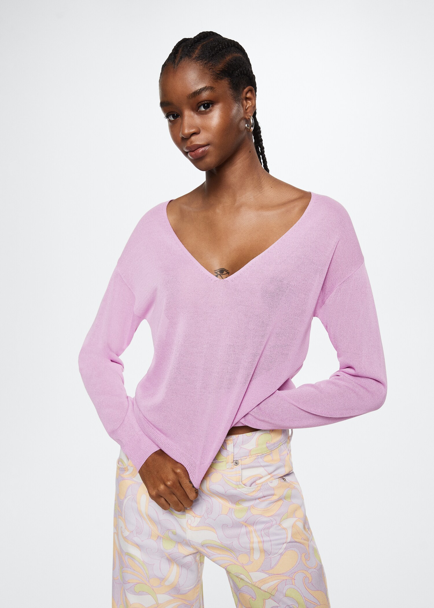 V-neck knit sweater - Medium plane