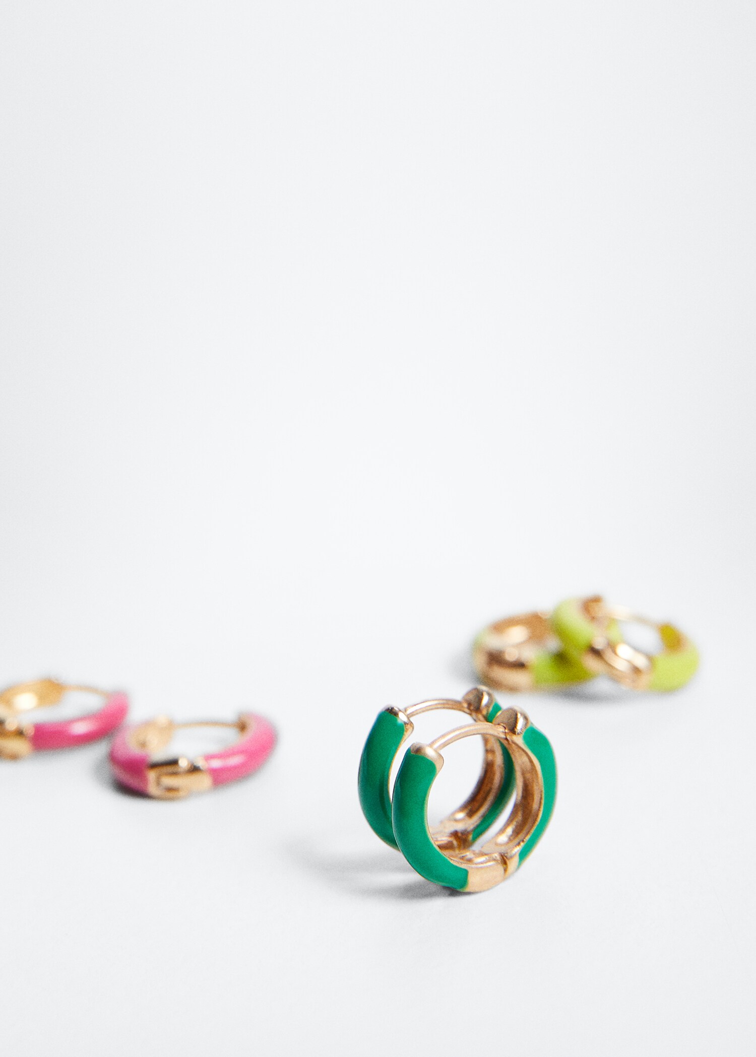 Mixed hoop earrings - Details of the article 2