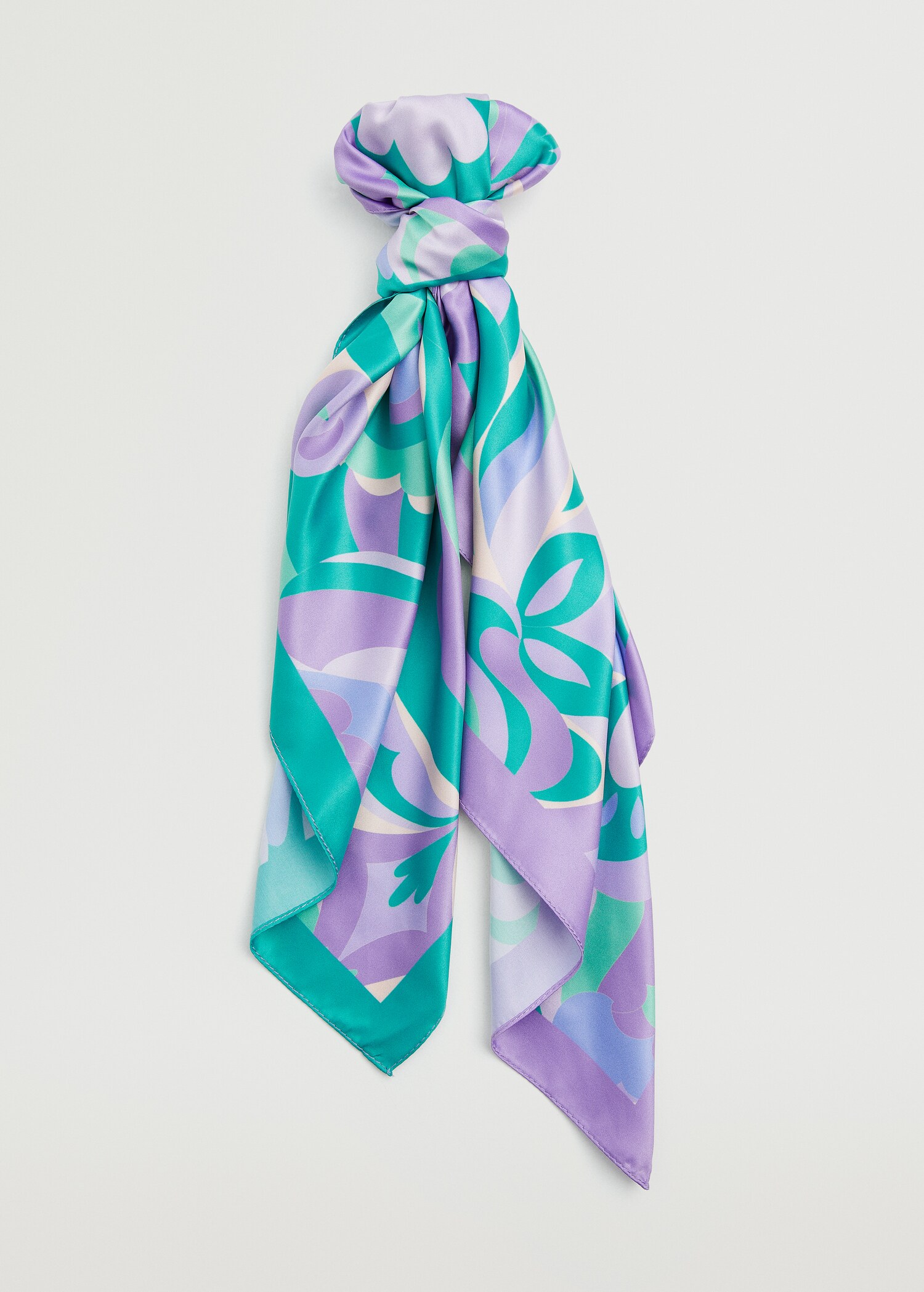 Foulard satiné imprimé - Article sans modèle
