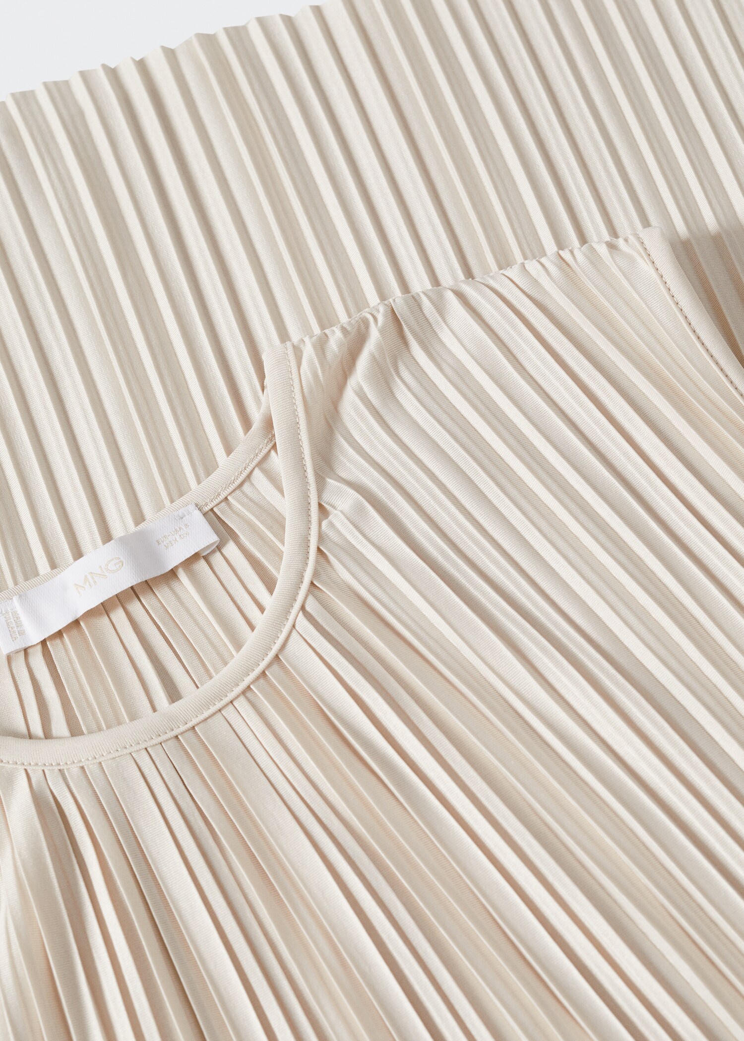 Top plisado satinado - Detalle del artículo 8