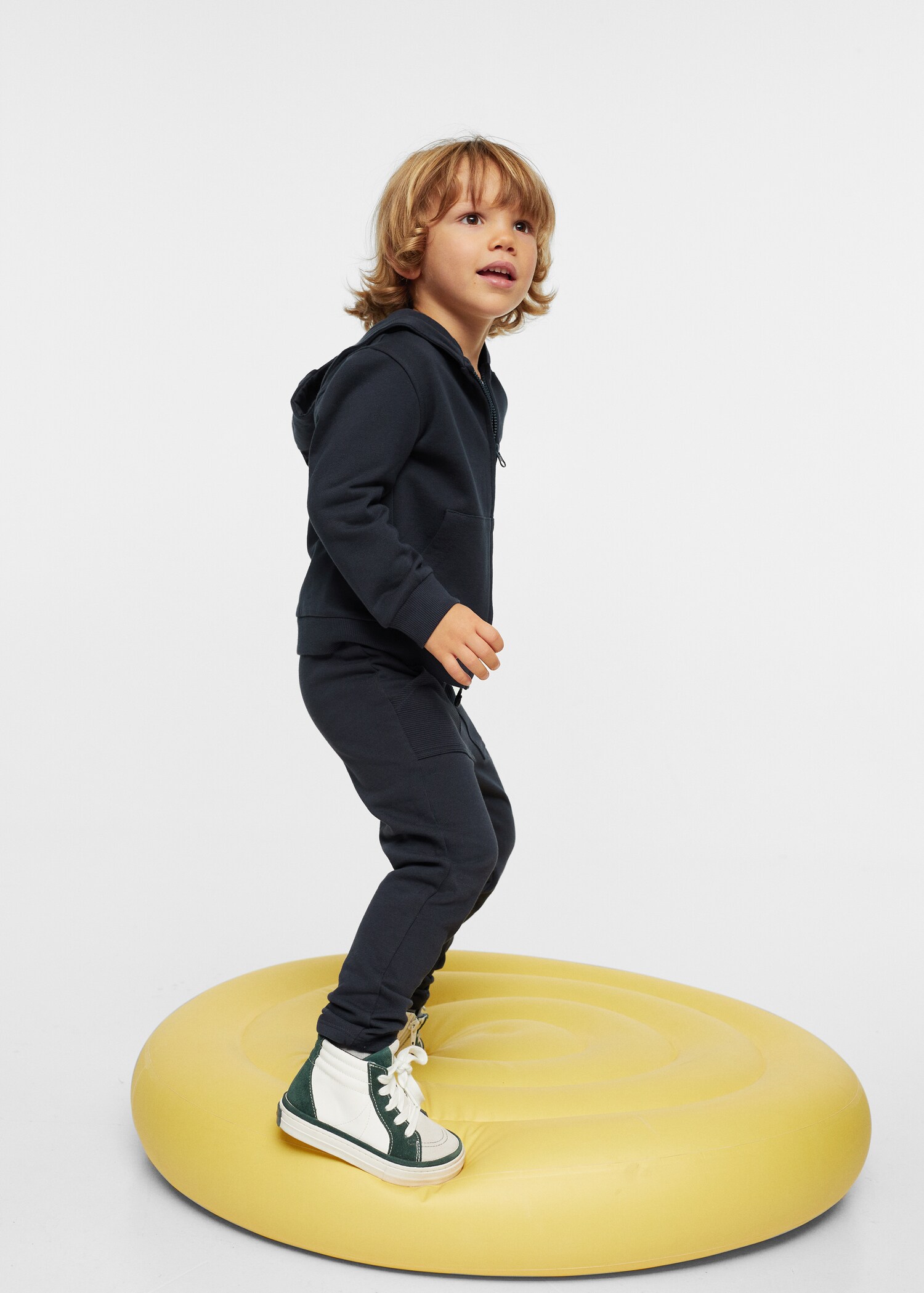 Elastic waist trousers - Details of the article 2