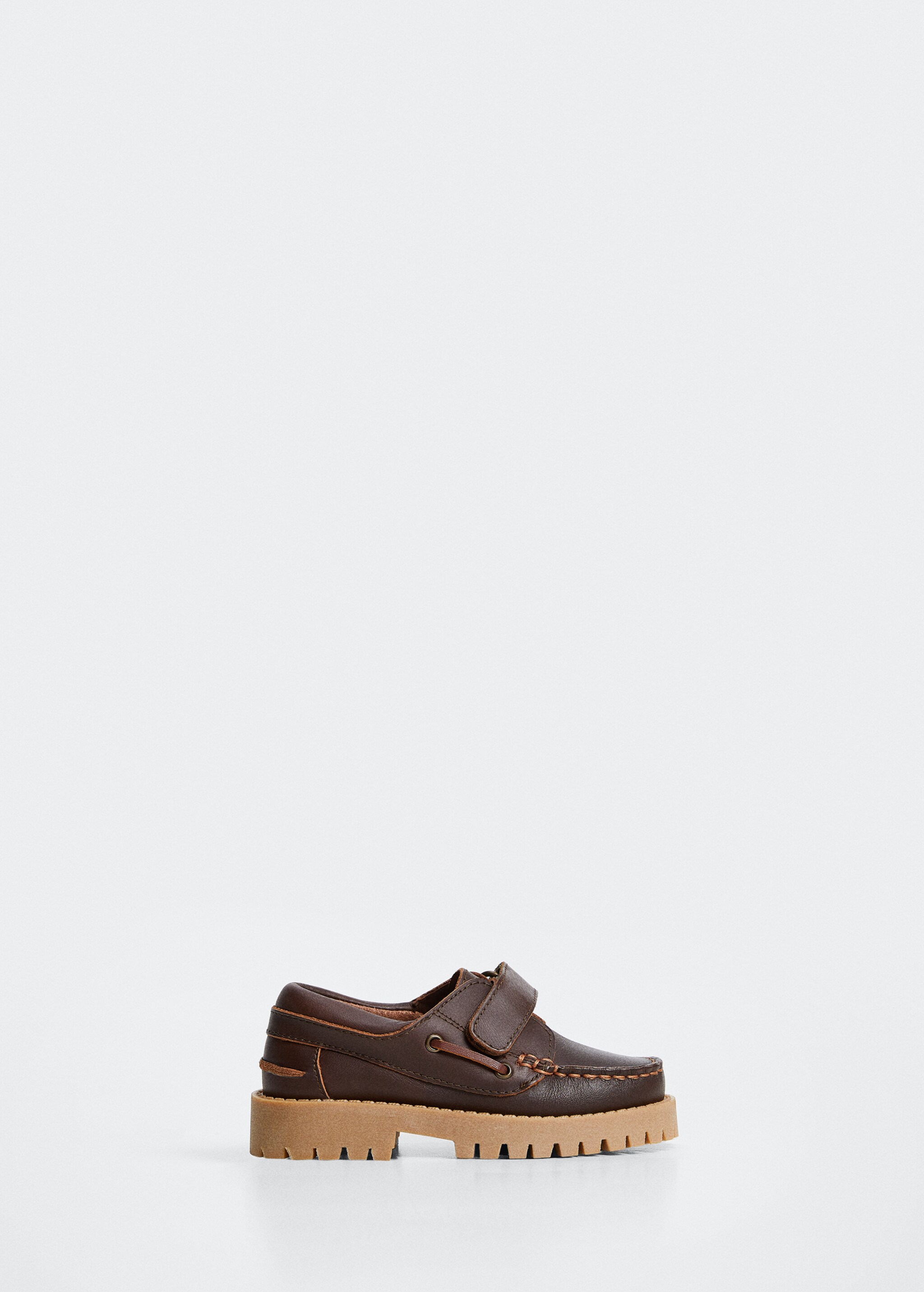 Leather boat shoes - منتج دون نموذج