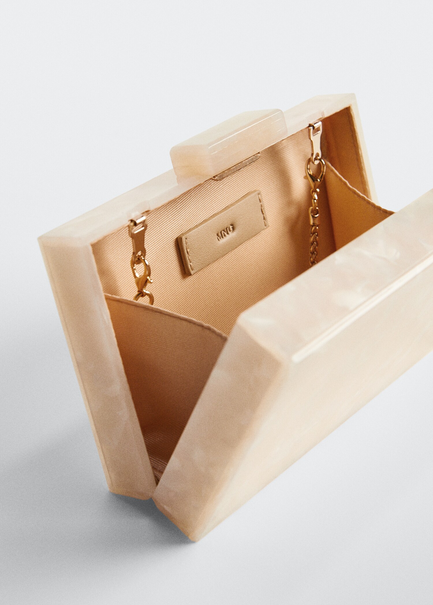 Chain clutch bag - Details of the article 2