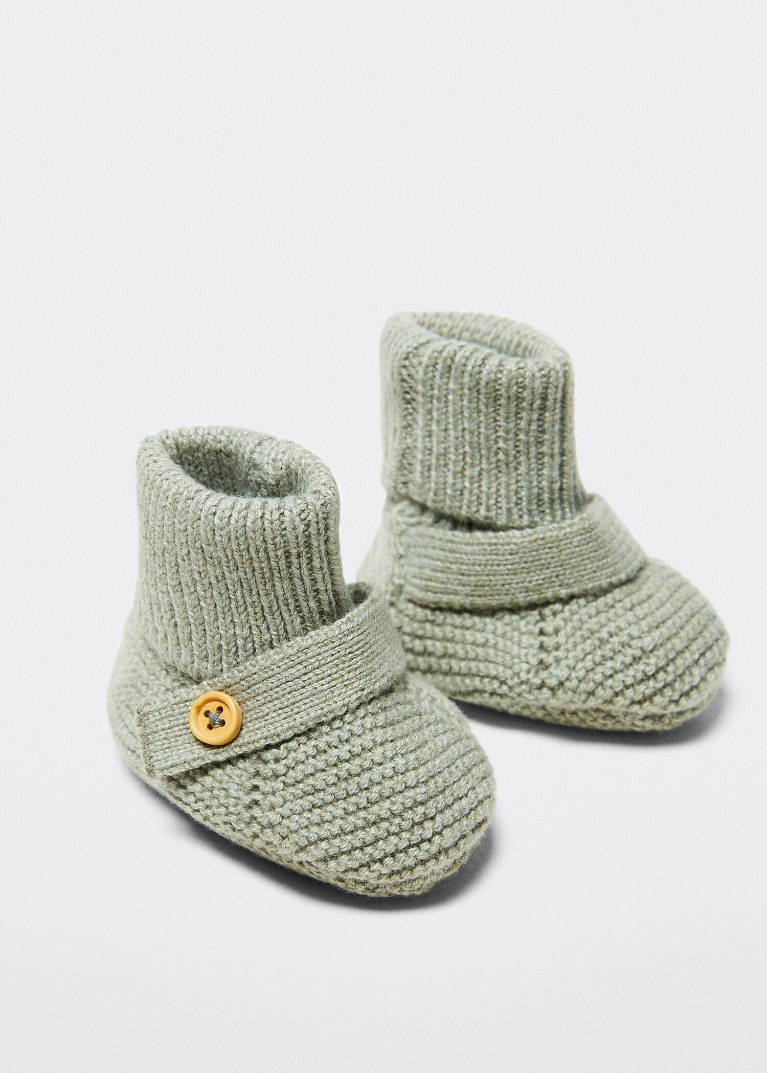 Knit bootees - Reverse of the article