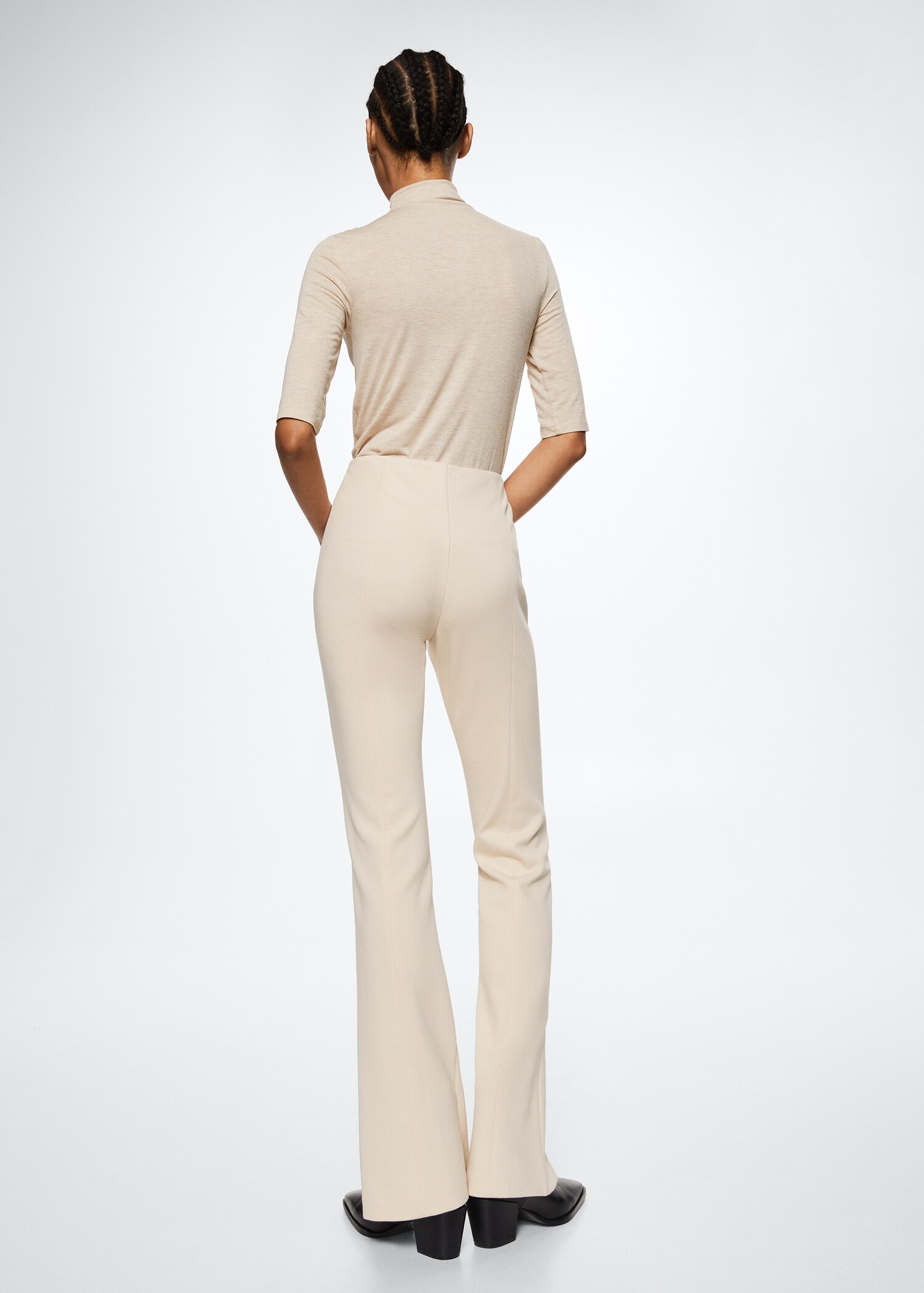 Slit hem trousers - Reverse of the article