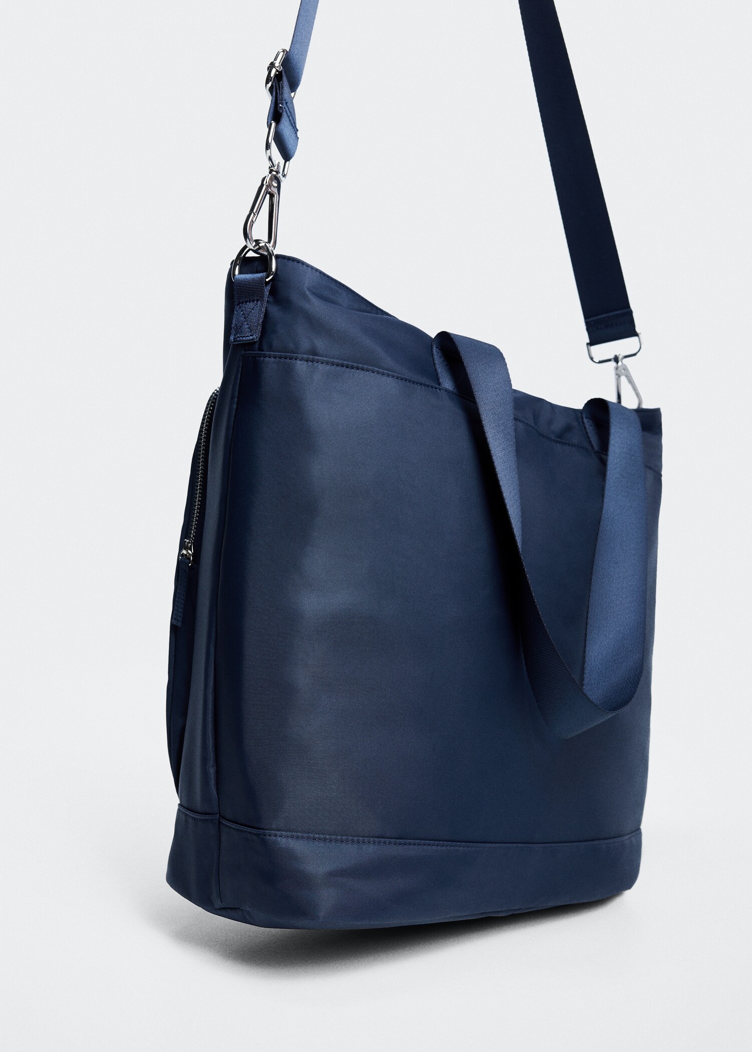 Nylon tote bag - Details of the article 2