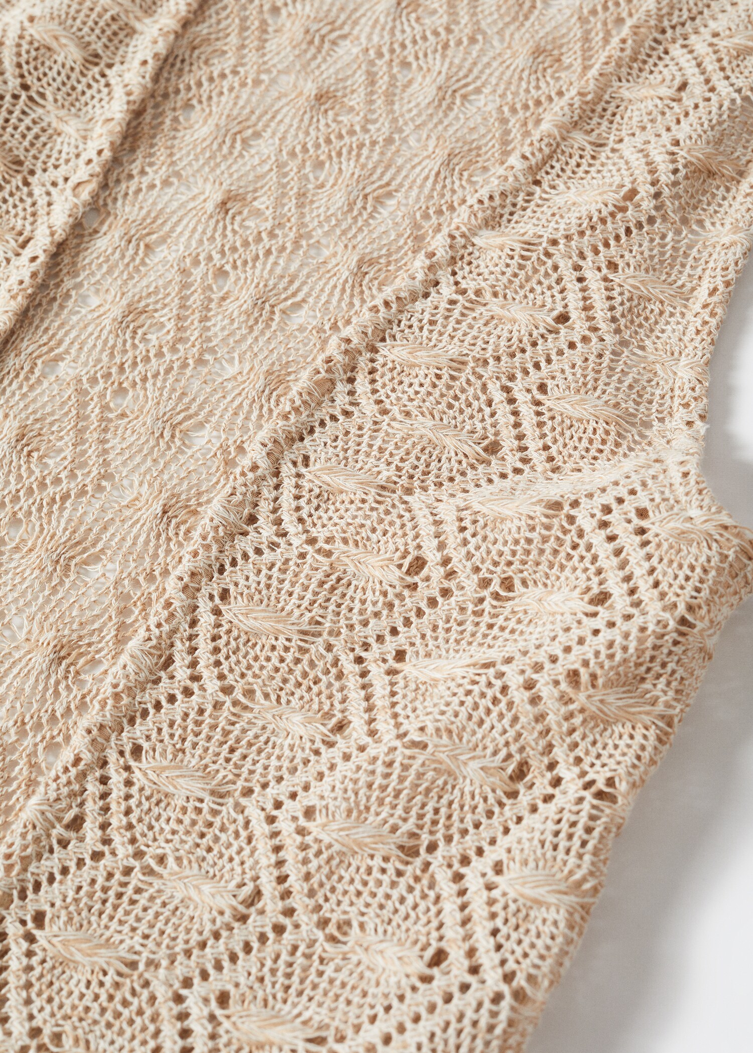 Fringed gilet - Details of the article 8