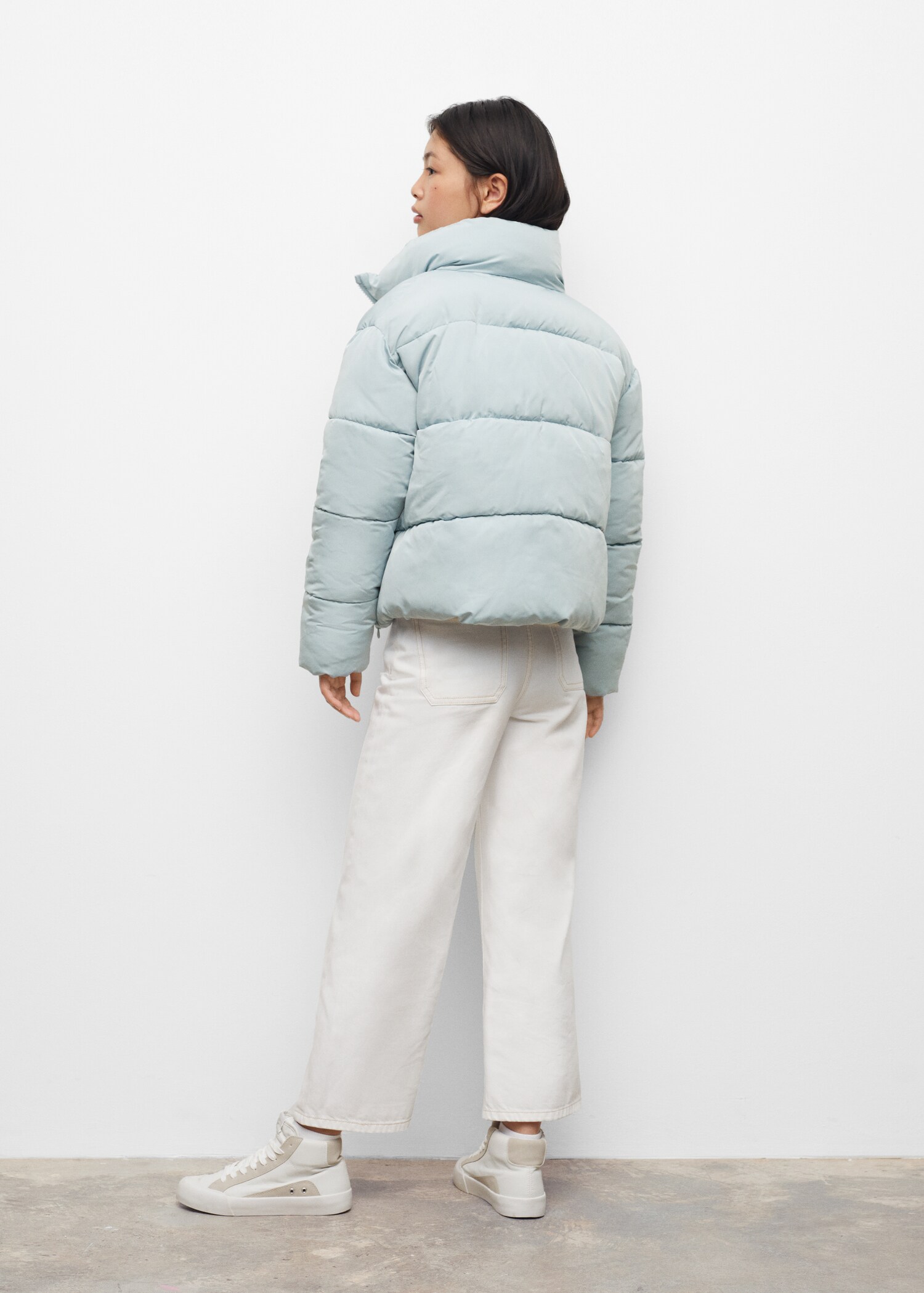 Short quilted anorak - Reverse of the article