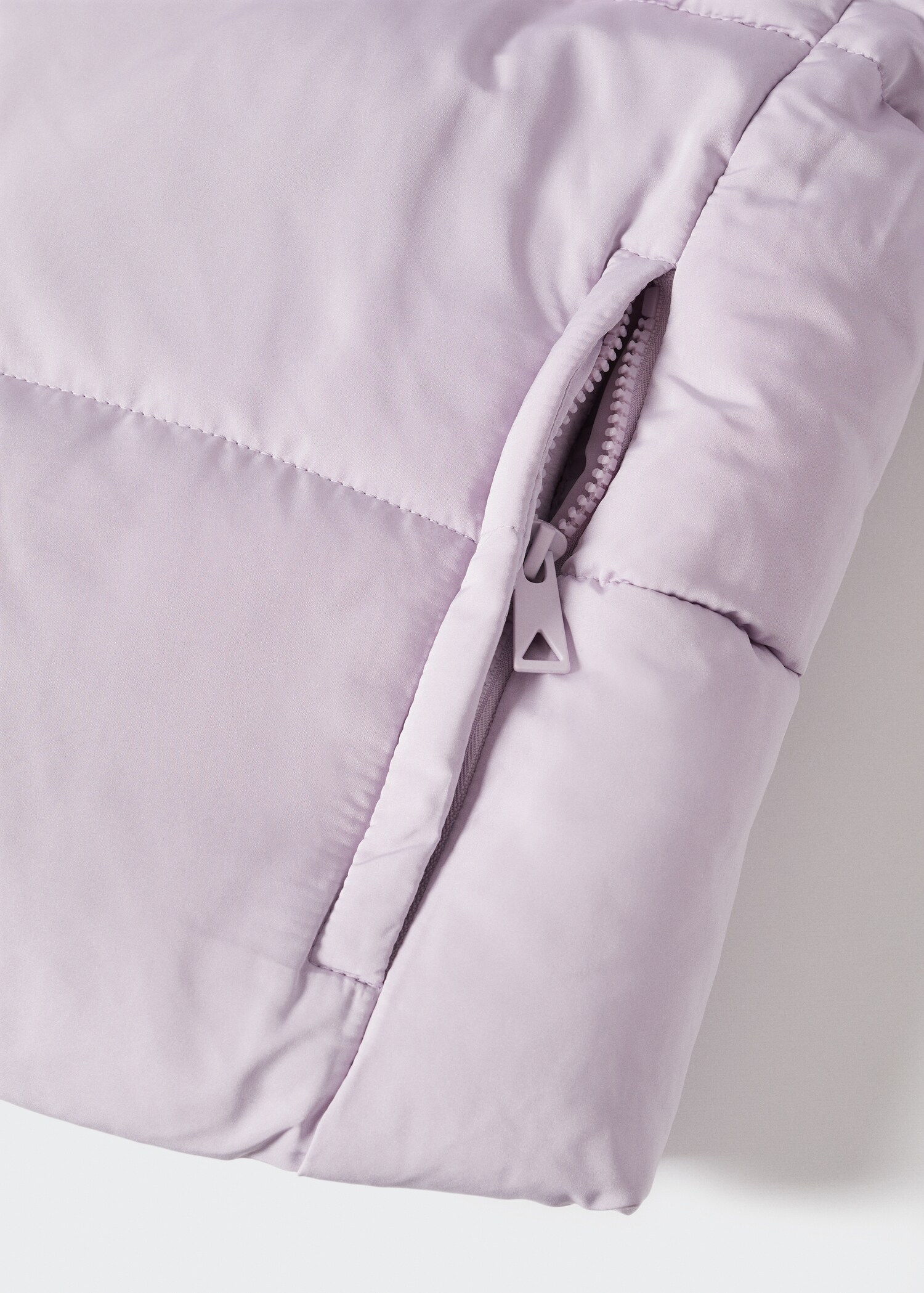 Short quilted anorak - Details of the article 8