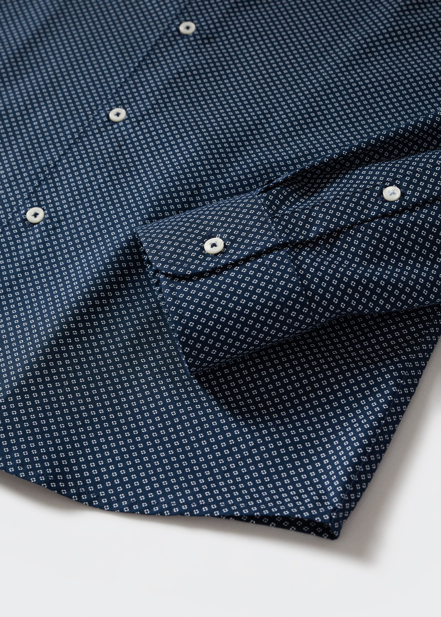 Slim-fit printed shirt - Details of the article 8