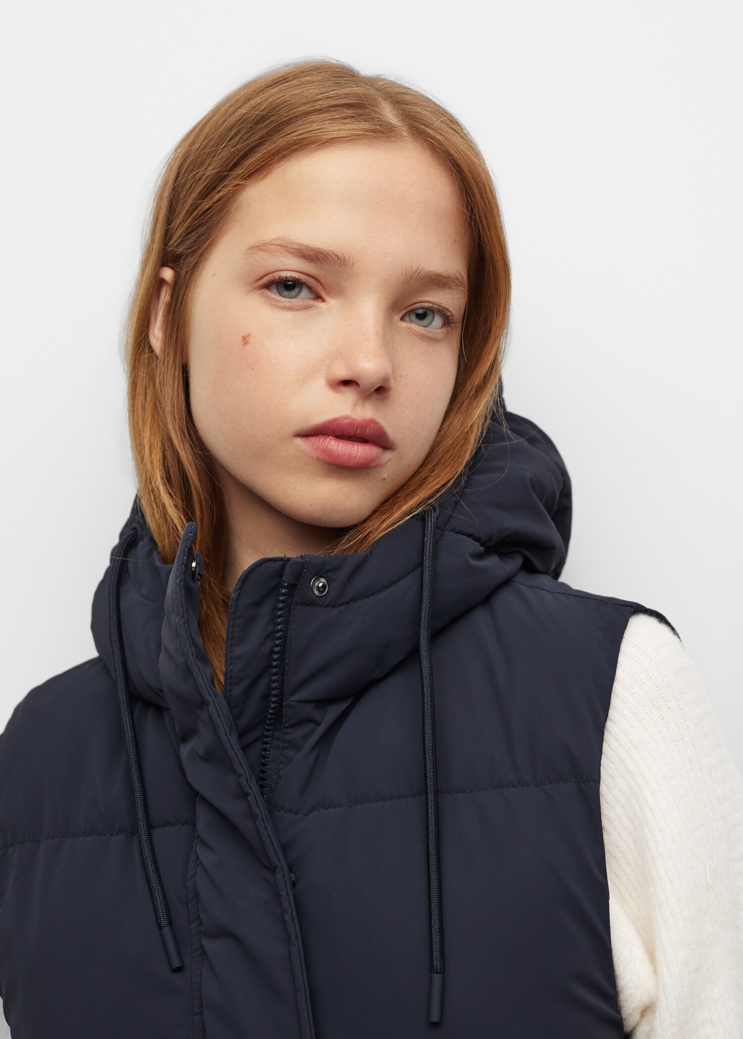 Long quilted gilet - Details of the article 2