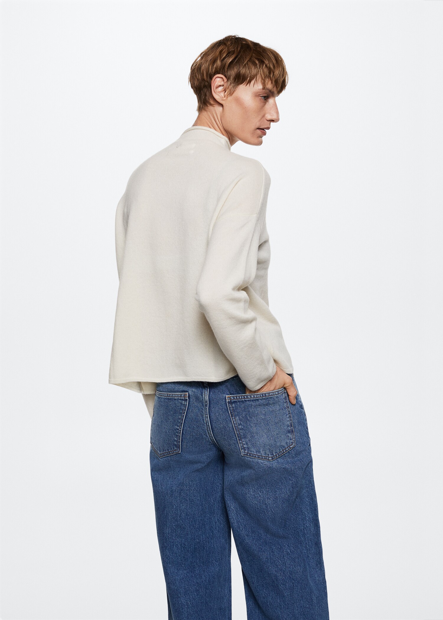 Perkins-neck 100% cashmere sweater - Reverse of the article