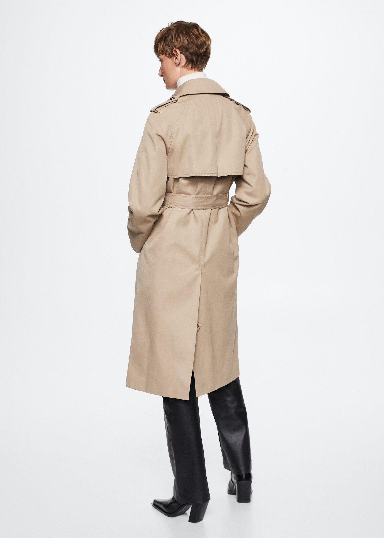 High-performance cotton trench coat - Reverse of the article