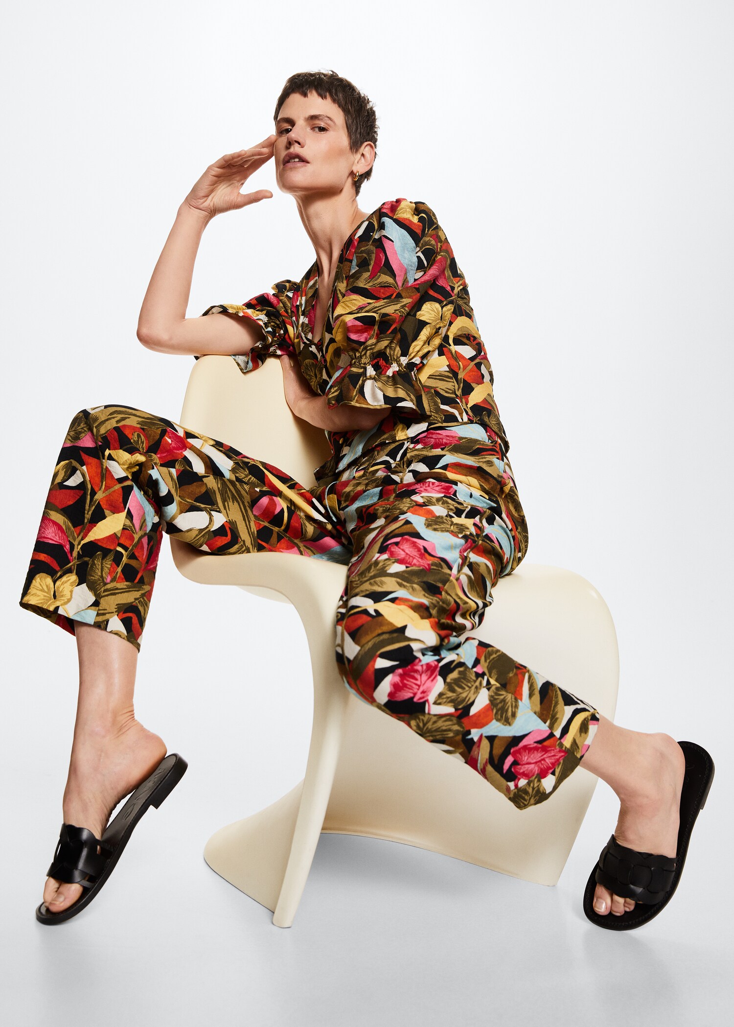 Flower print trousers - Details of the article 2