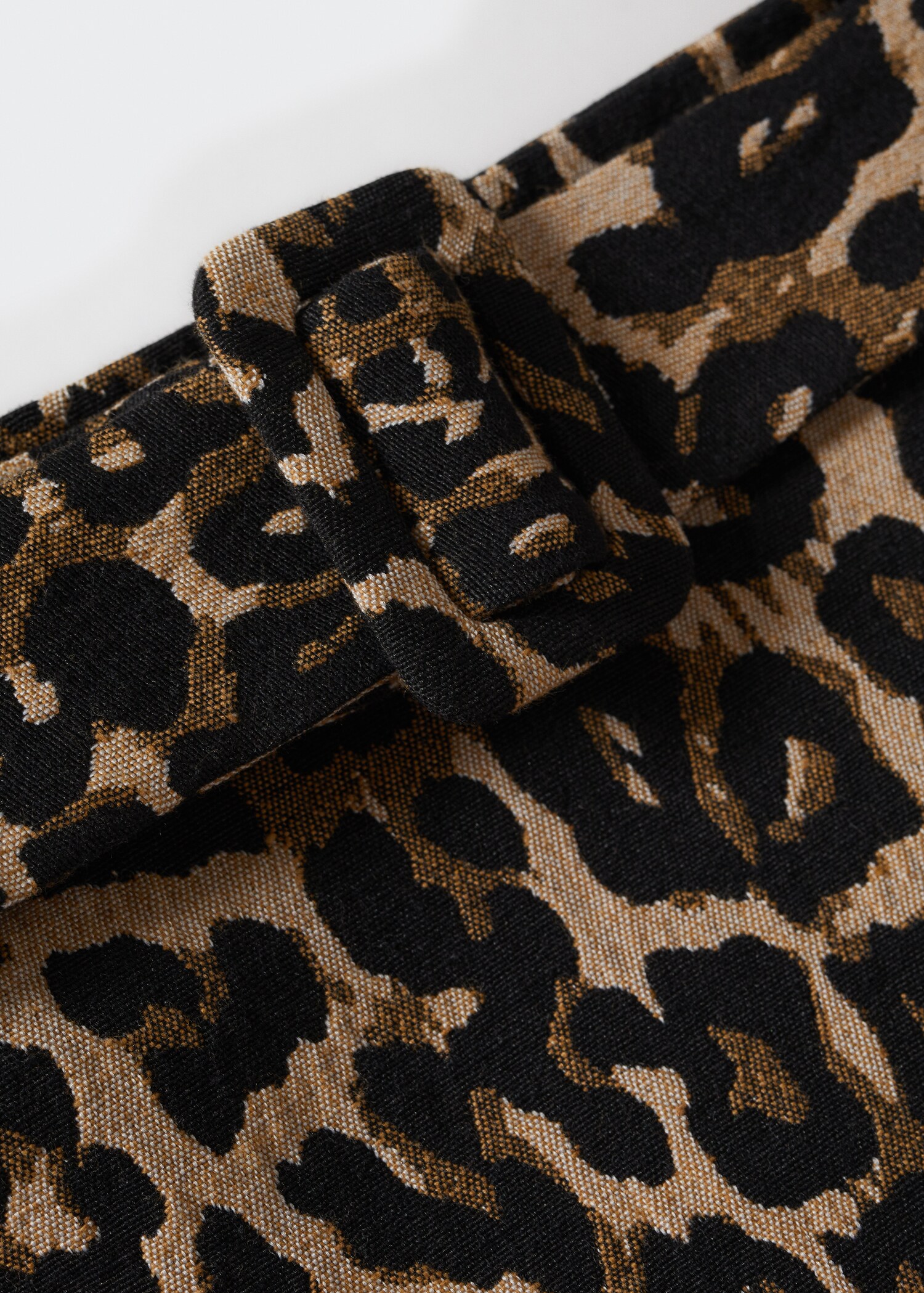 Leopard miniskirt - Details of the article 8