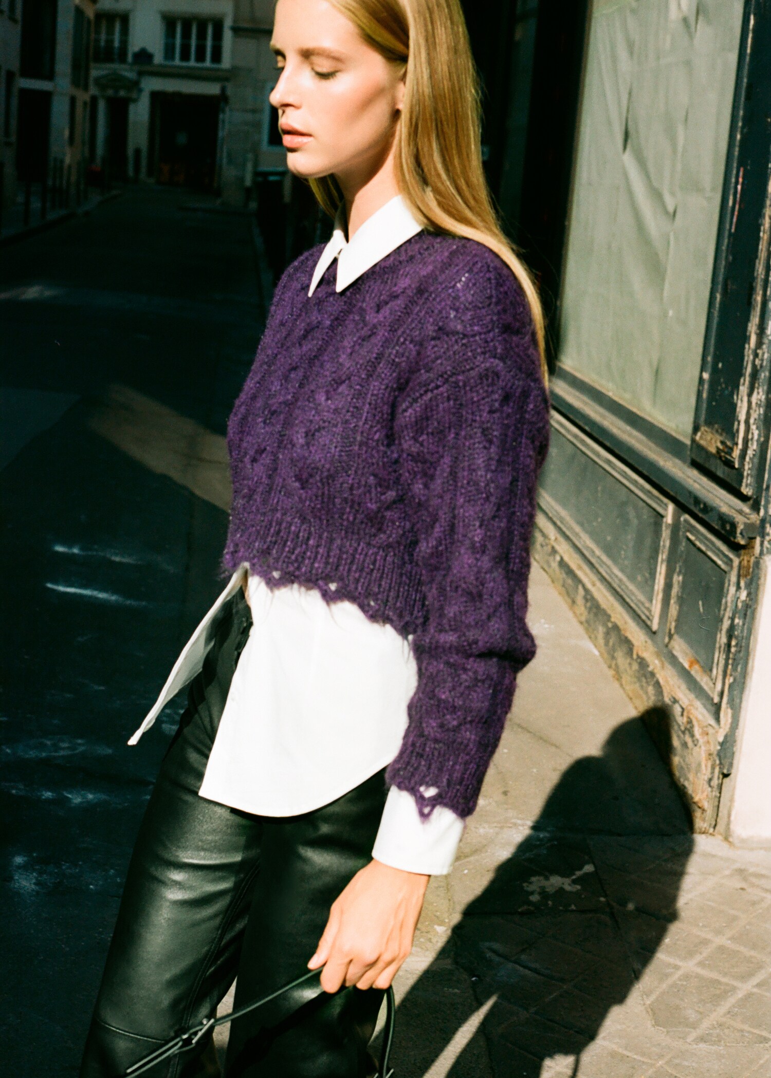 Broken cropped sweater - Details of the article 6