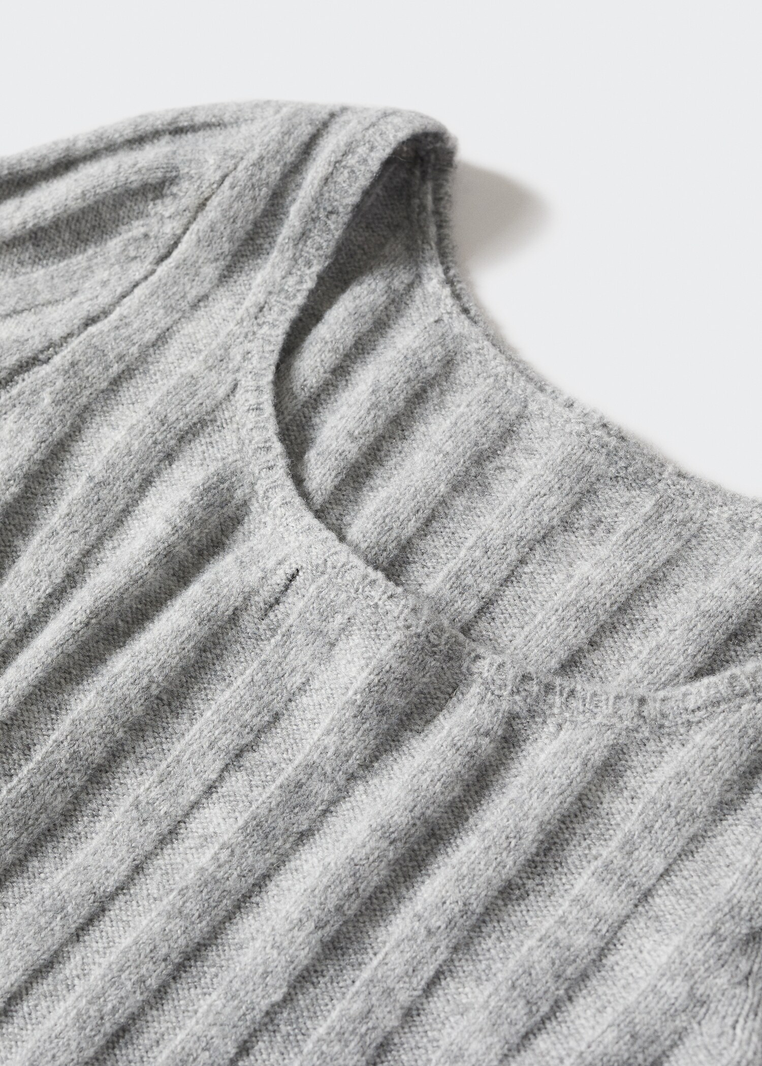 Ribbed long dress - Details of the article 8