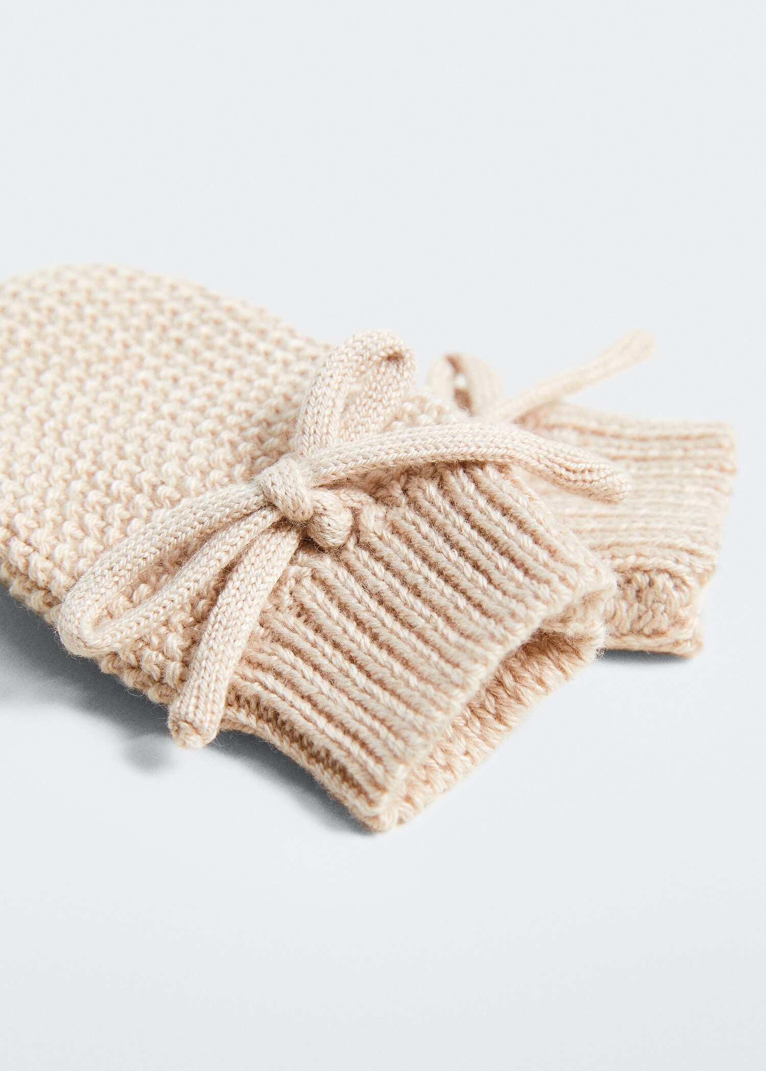 Knit gloves - Details of the article 1