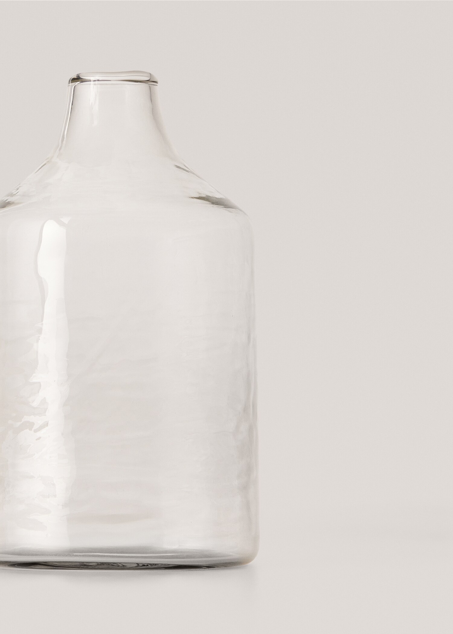 Glass bottle vase - Details of the article 3