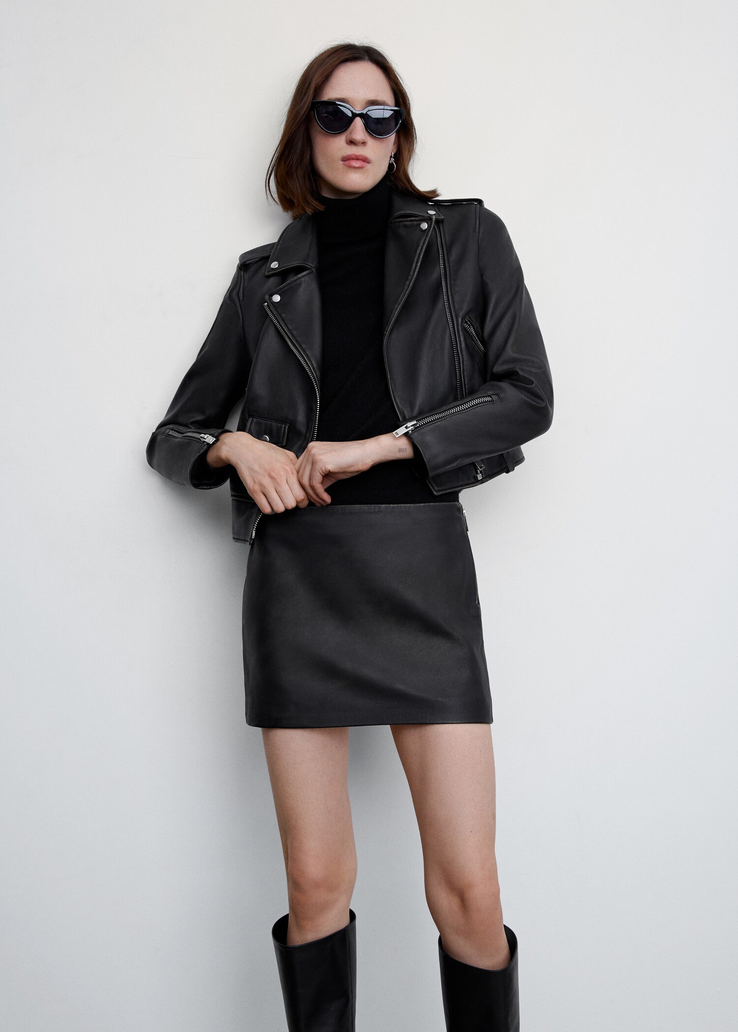 Leather miniskirt - Details of the article 6