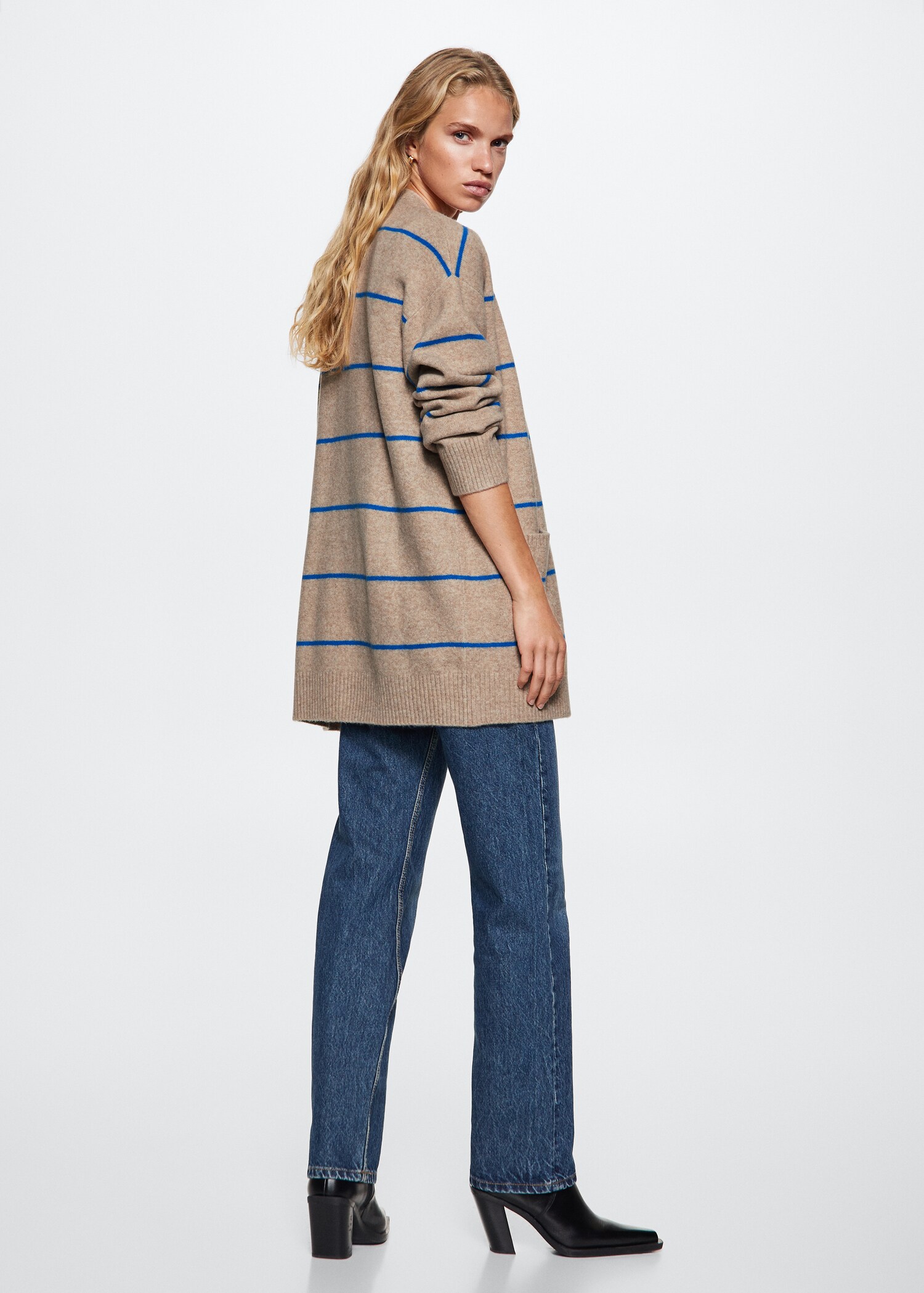 Striped cardigan with buttons - Reverse of the article