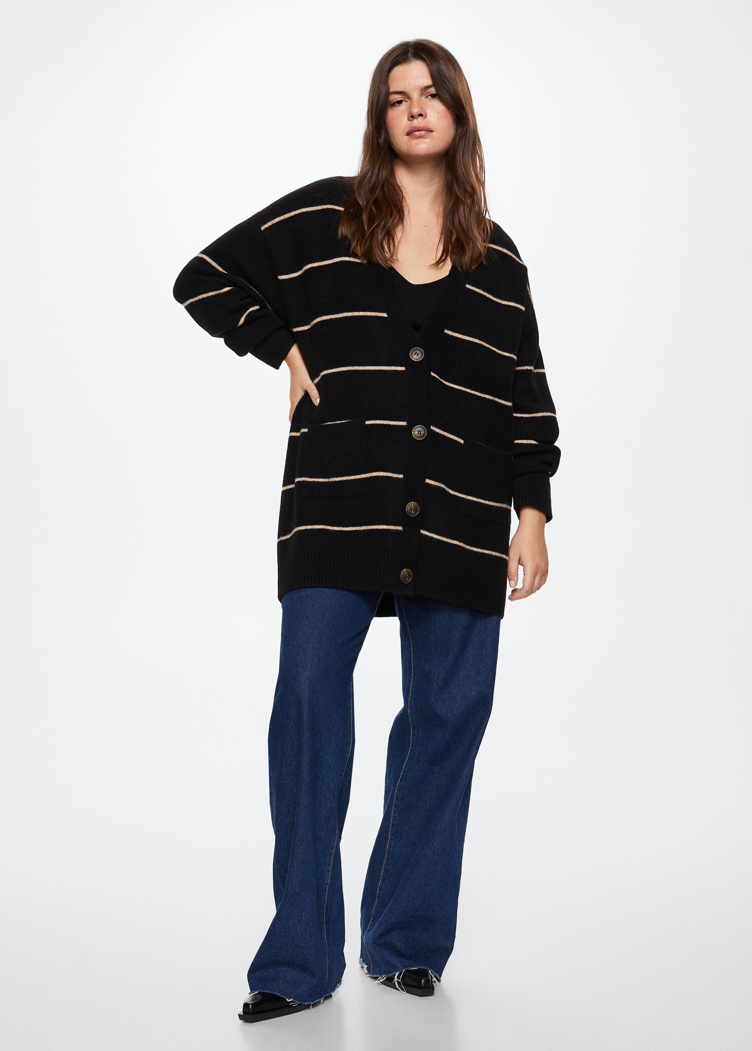 Striped cardigan with buttons - Details of the article 3