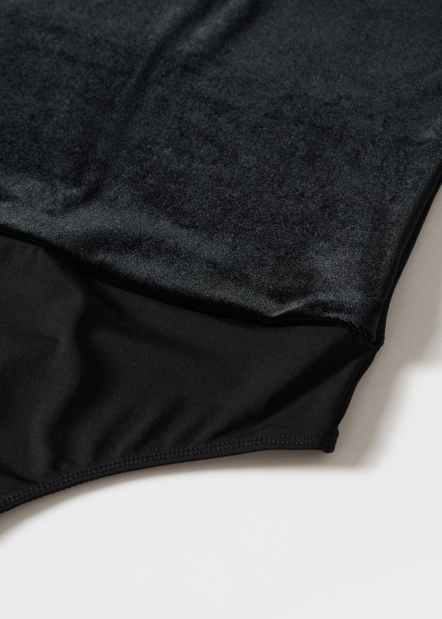 Body velours encolure cœur - Détail de l'article 8