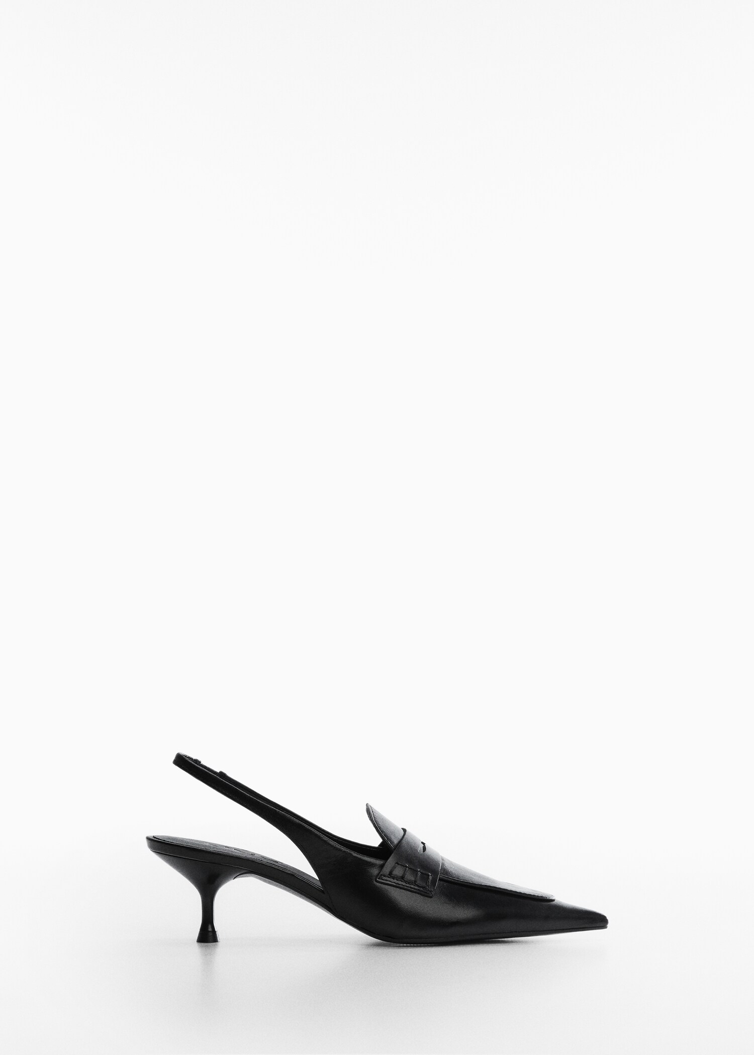 Pointed toe leather shoes - Article without model