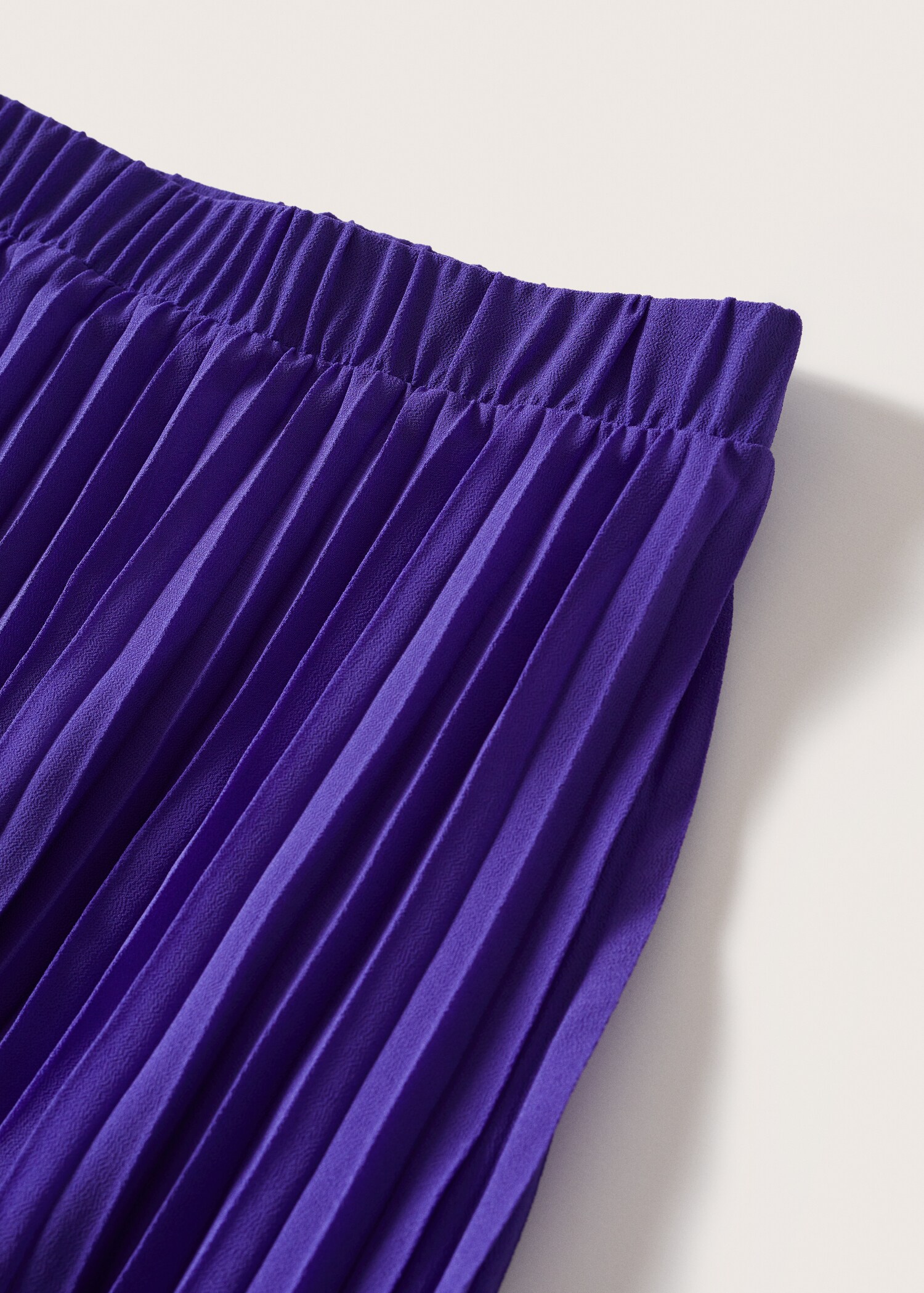 Pleated midi skirt - Details of the article 8
