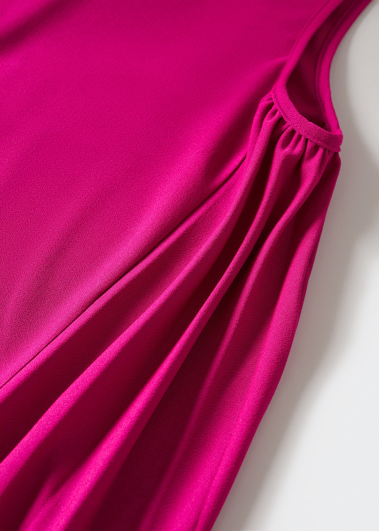 Pleated detail dress - Details of the article 8