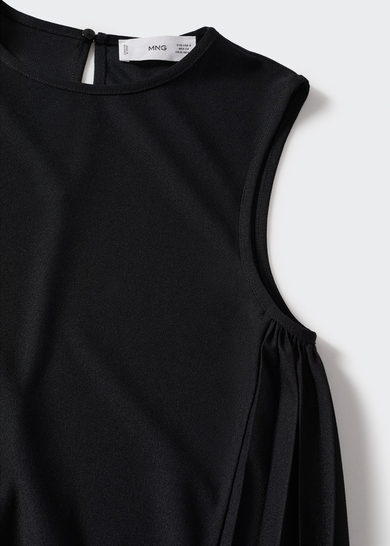 Pleated detail dress - Details of the article 8