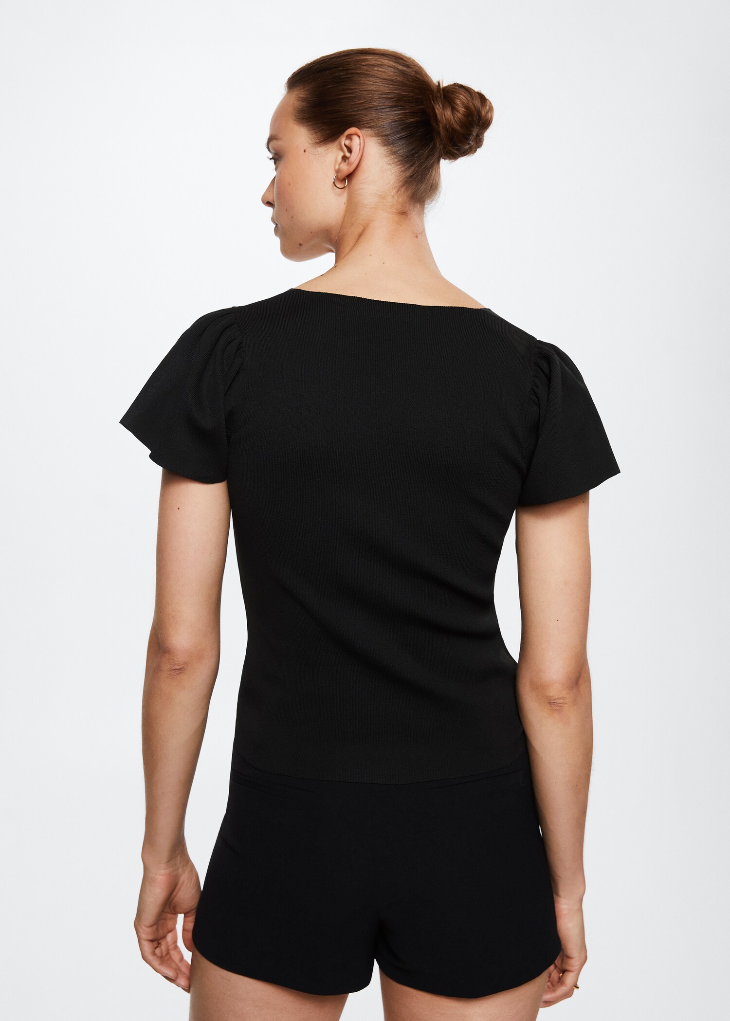 Ruffle knit top - Reverse of the article