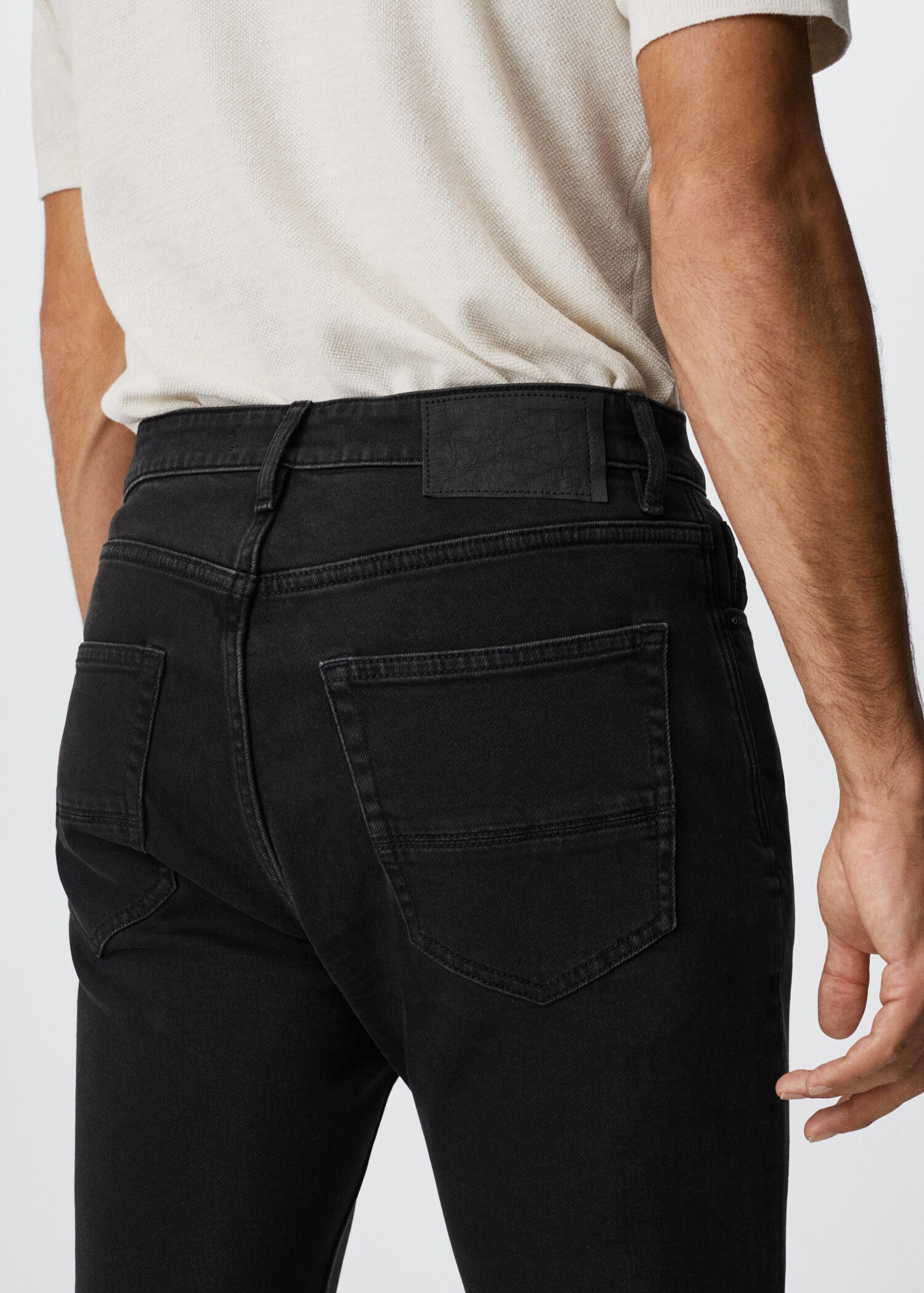 Tom tapered fit jeans - Details of the article 3