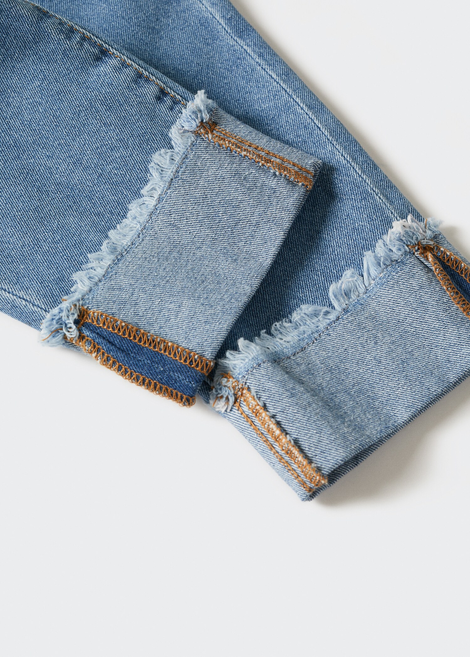 Turned-up straight jeans - Details of the article 9
