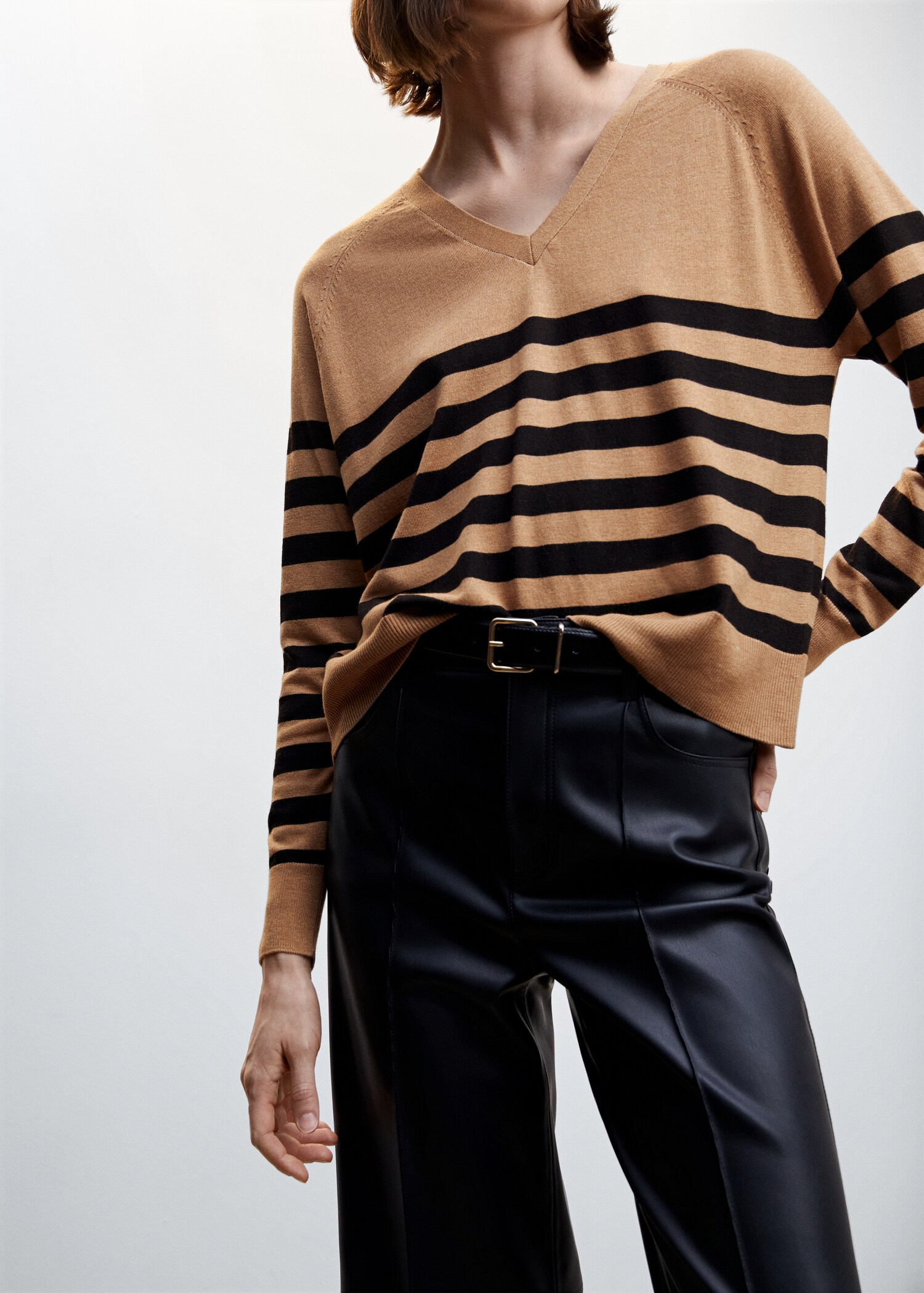Fine-knit sweater - Details of the article 6