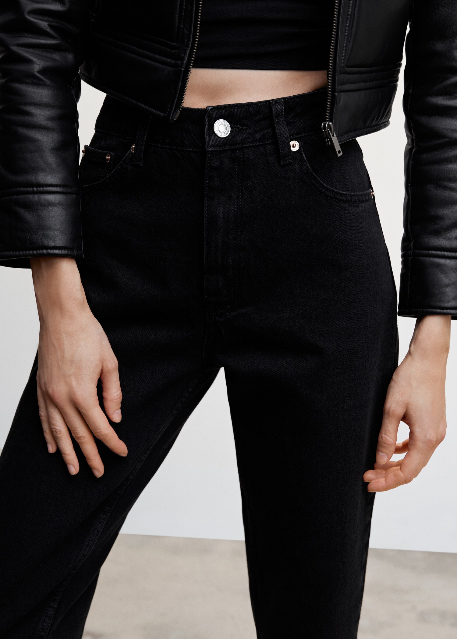 Mom high-waist jeans - Details of the article 6