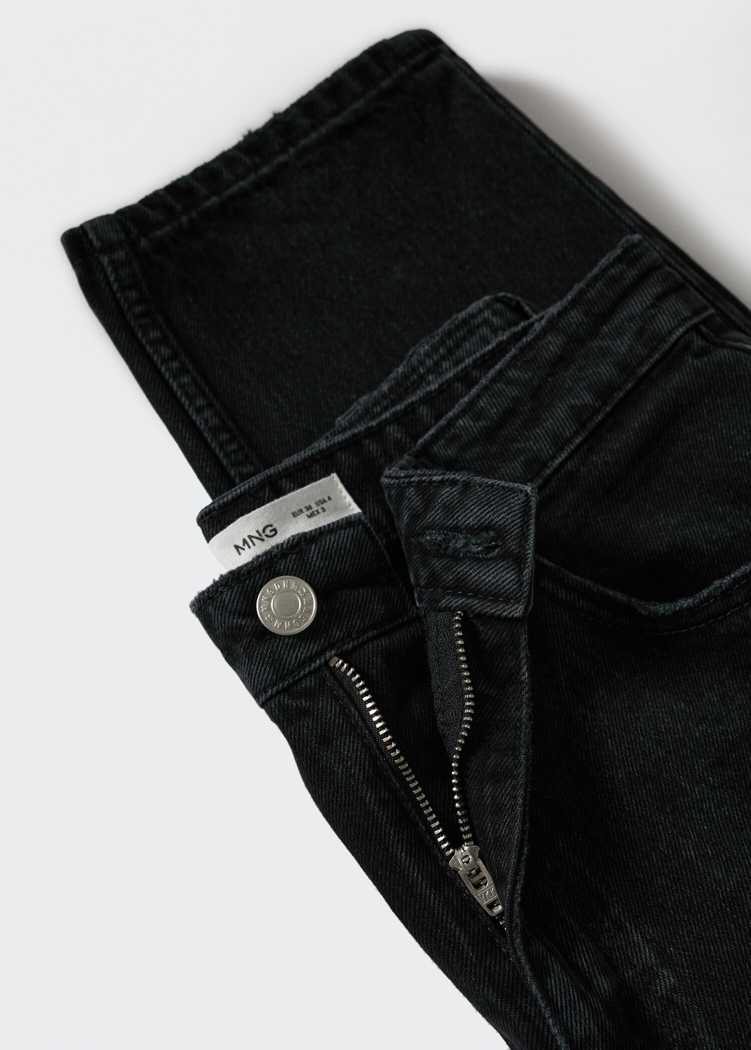 Mom high-waist jeans - Details of the article 8