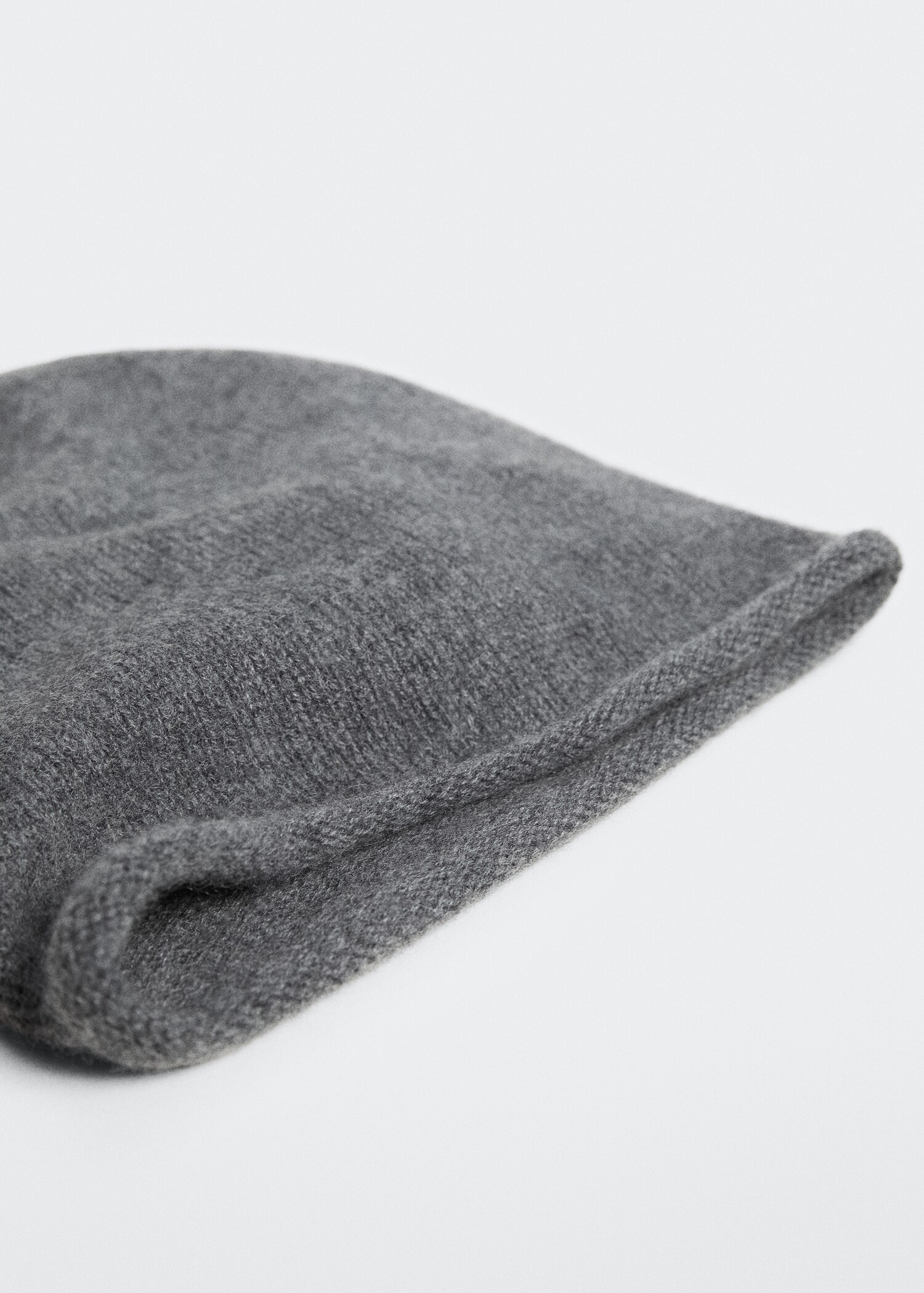 100% cashmere beanie - Medium plane