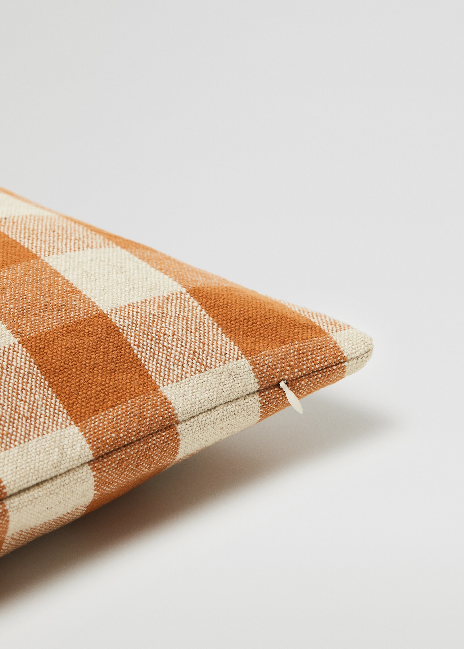Stripes linen and cotton cushion case 45x45cm - Details of the article 2