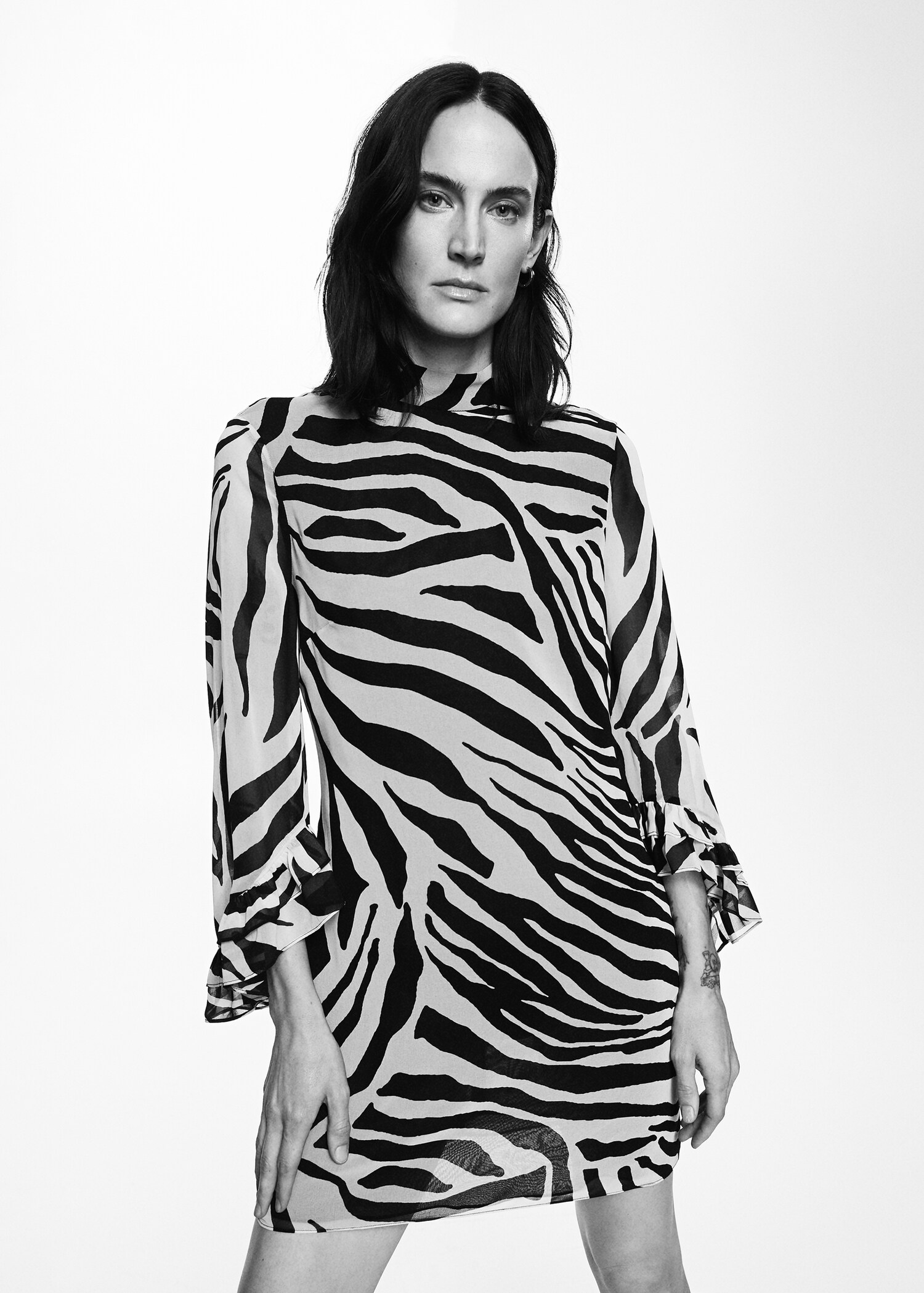 Vestido animal print - Plano medio
