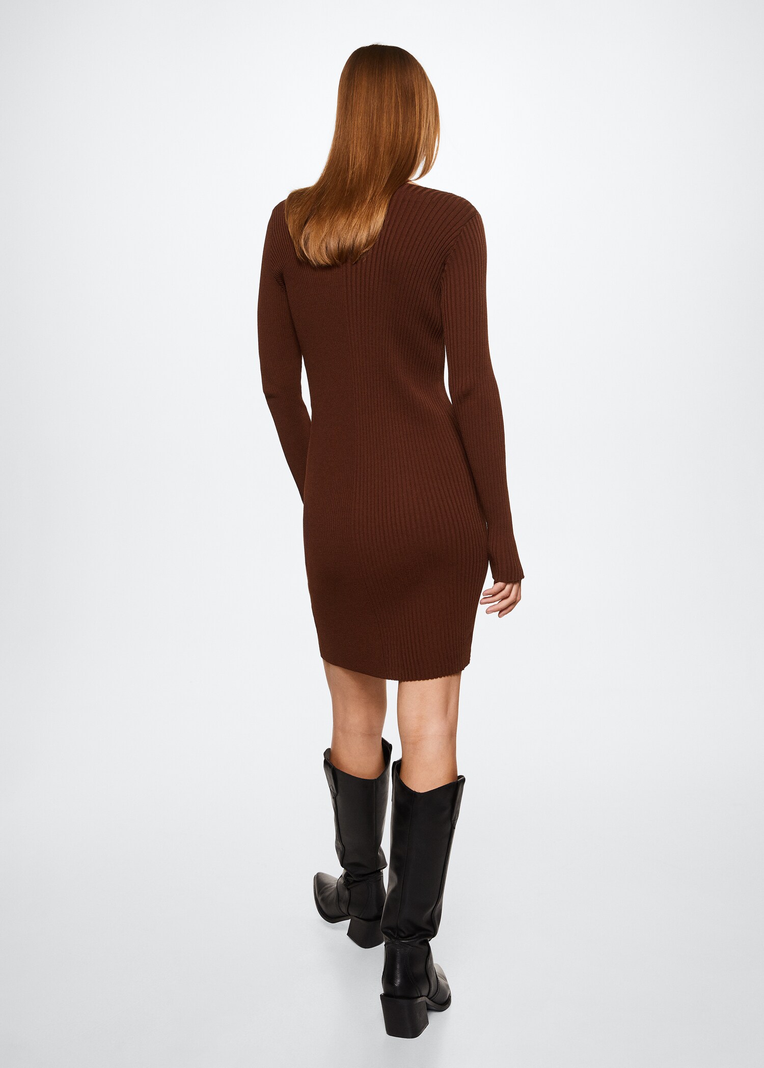 Knitted dress with drawstring - Reverse of the article