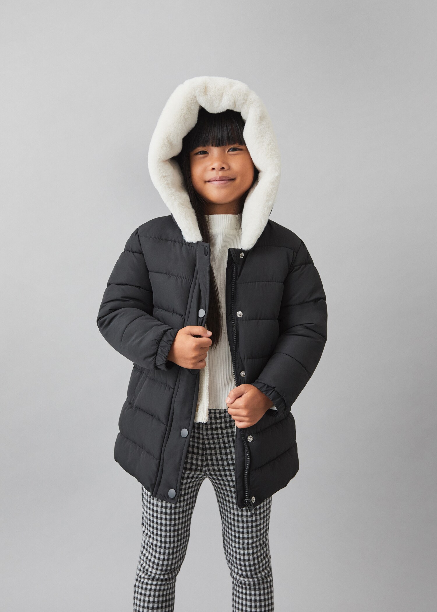 Faux-fur quilted coat - Details of the article 5