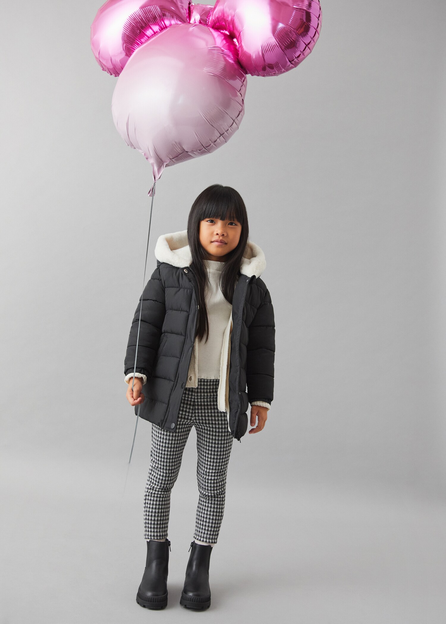 Faux-fur quilted coat - Details of the article 6