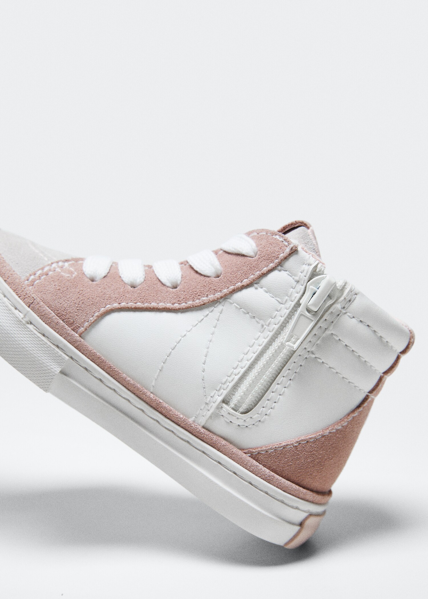 Leather sneakers - Details of the article 3