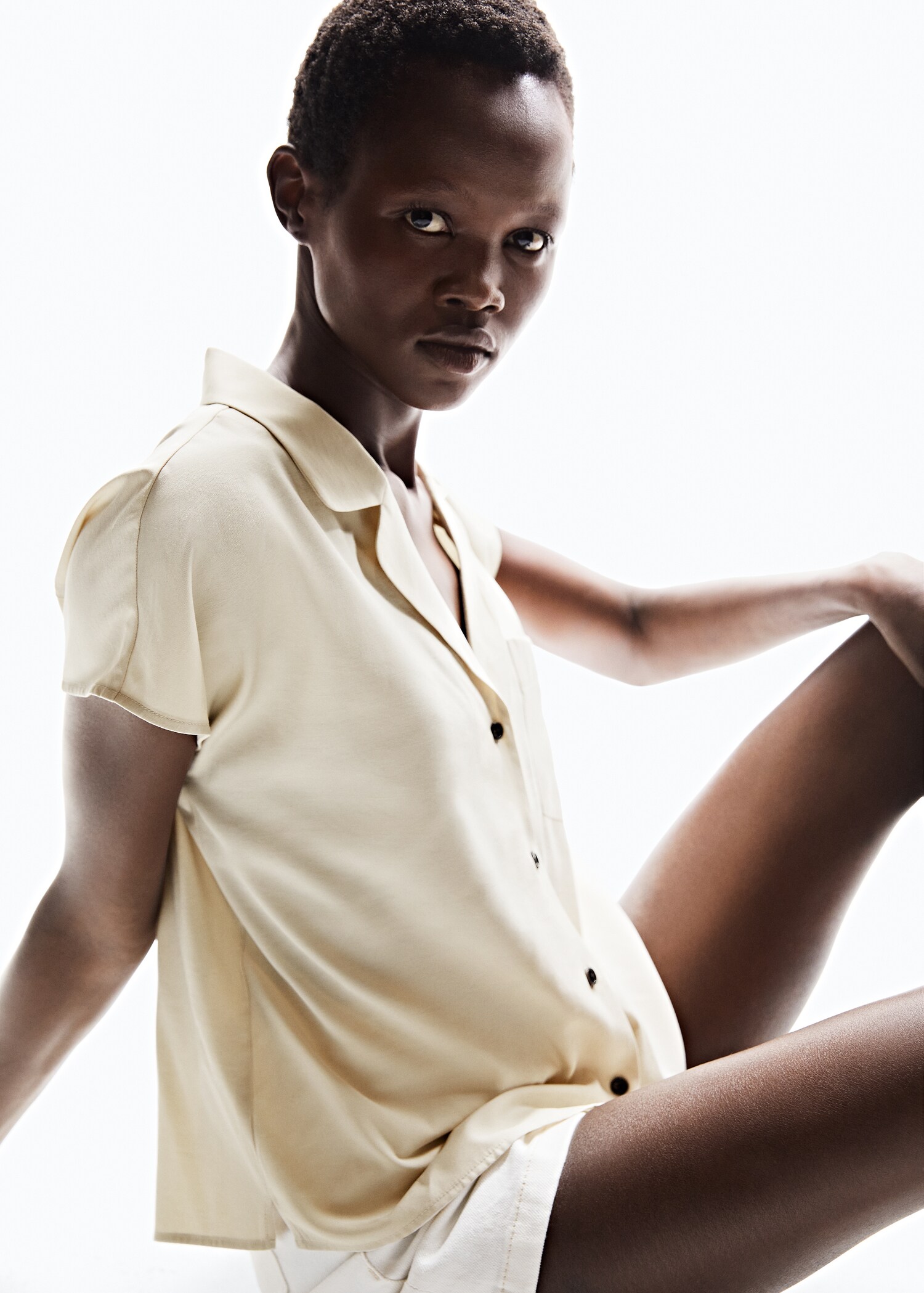 Pocket flowy shirt - Details of the article 2