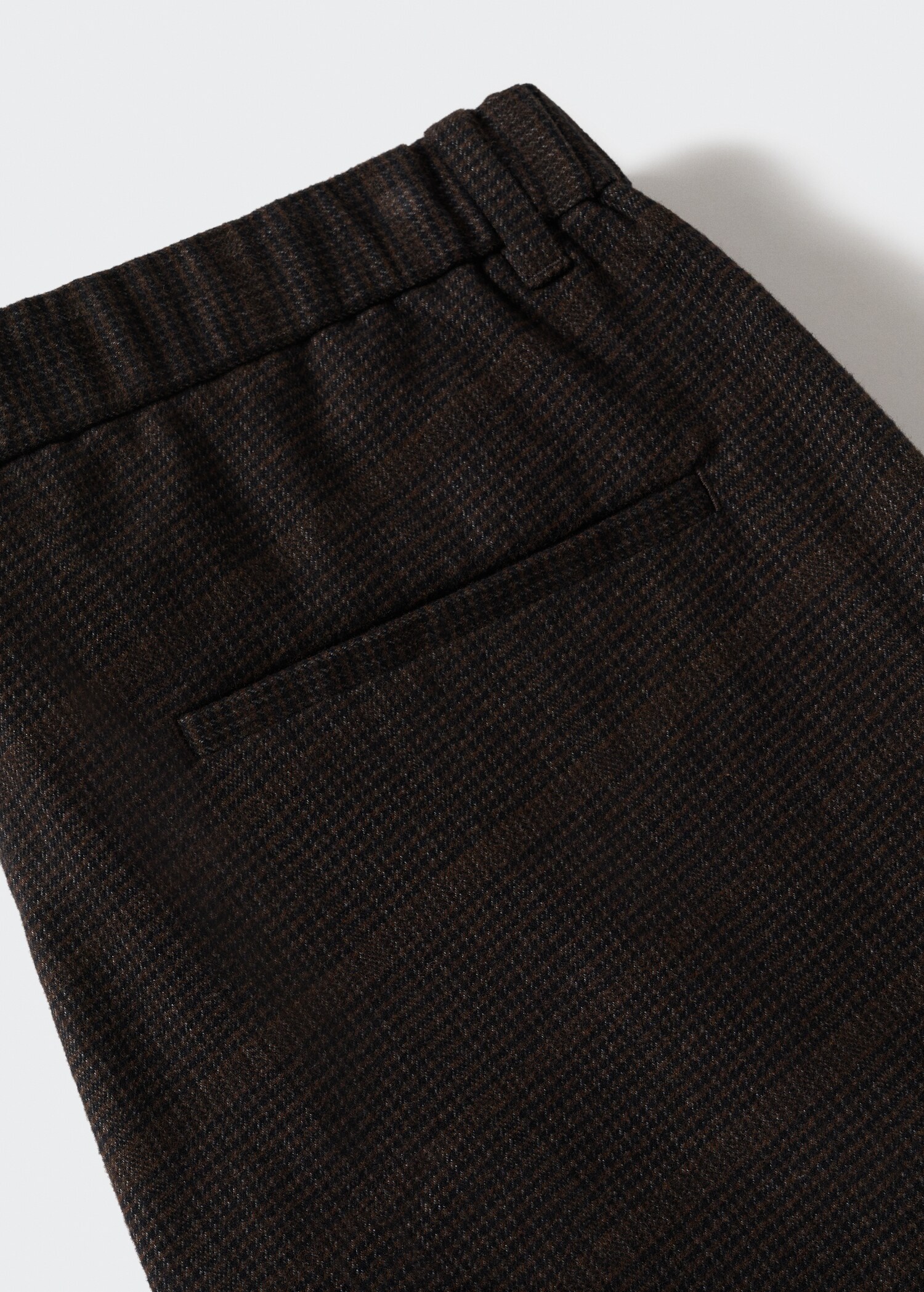 Calças slim fit de algodão aos quadrados - Pormenor do artigo 8