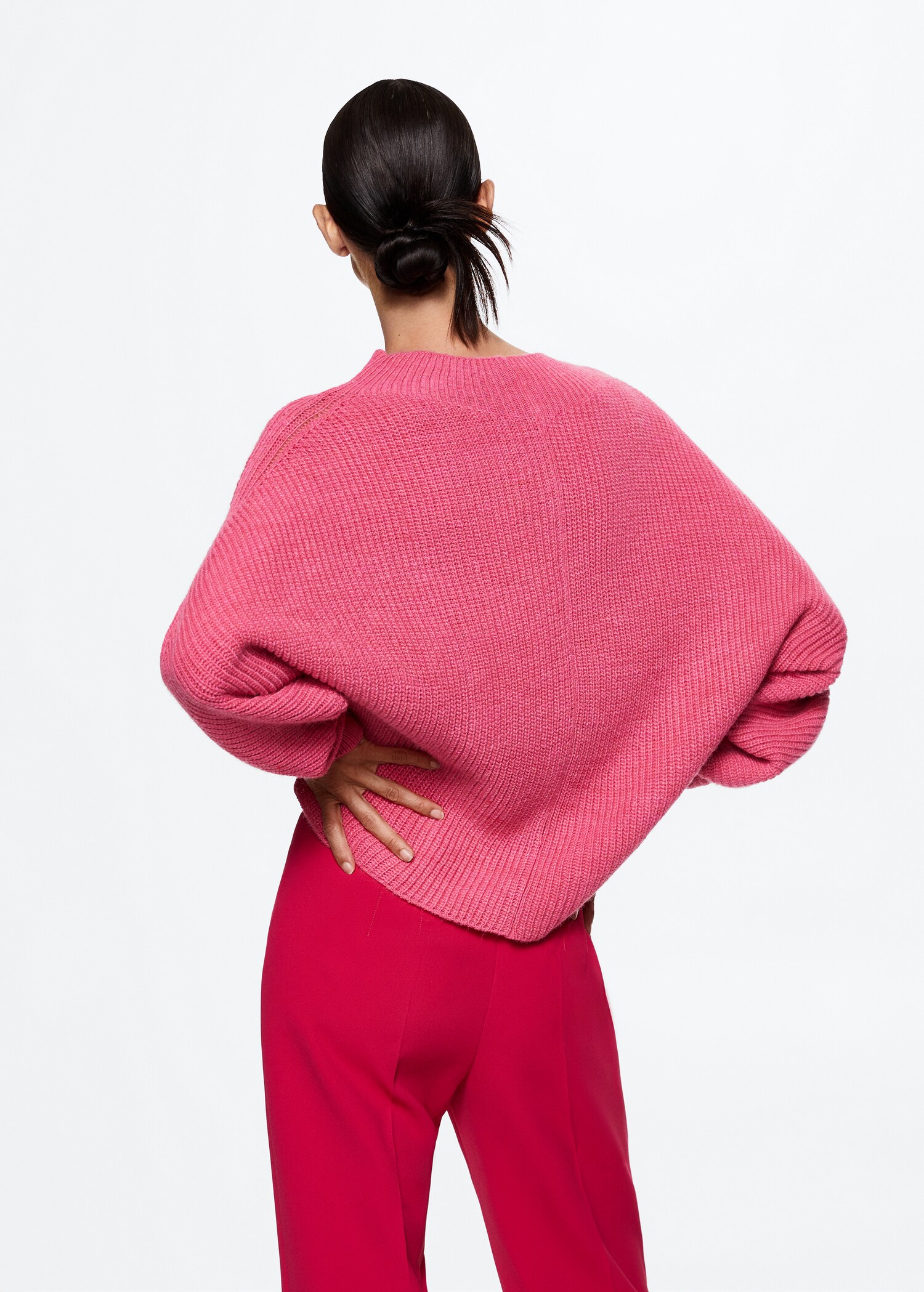 Chunky-knit sweater - Reverse of the article