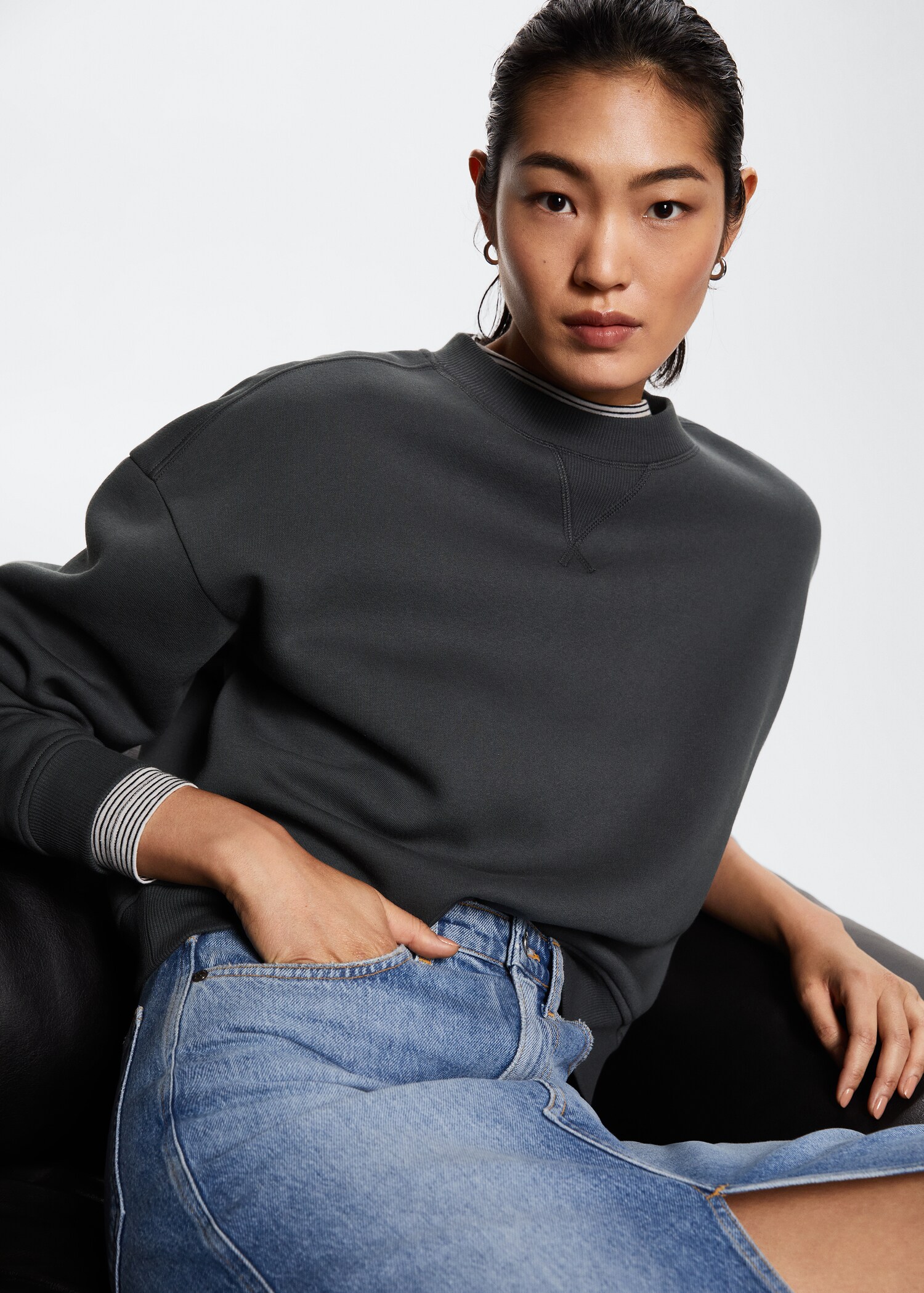 Ribbed endings sweatshirt - Details of the article 2