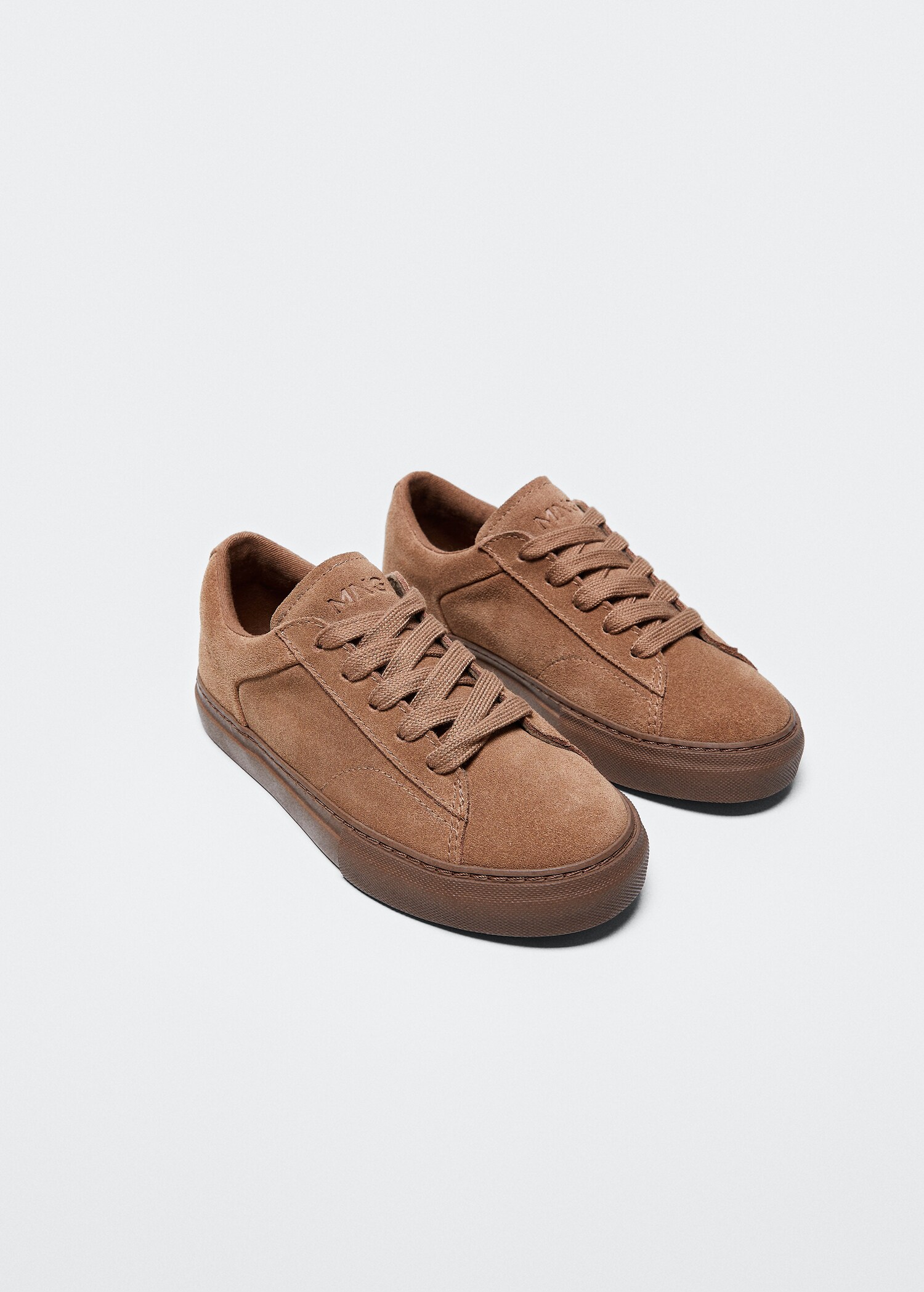 Deportivas piel cordones - Plano medio